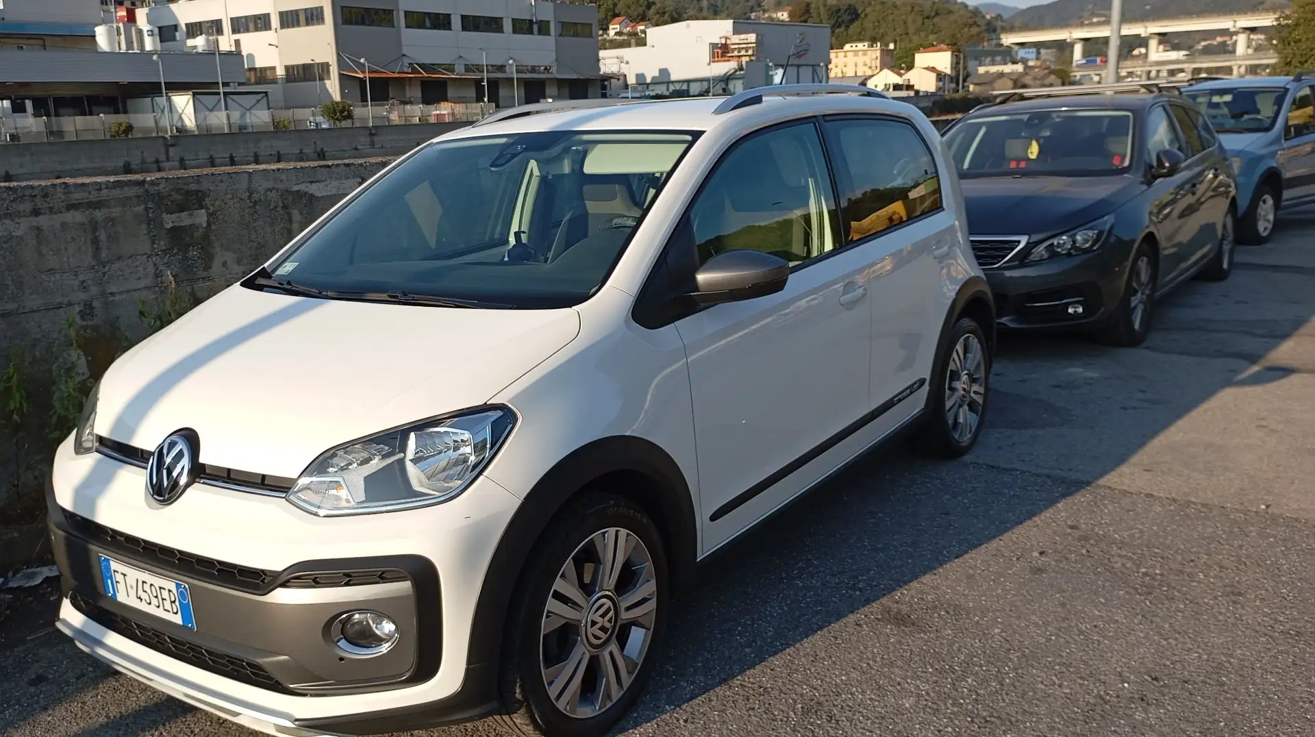 Volkswagen up! 5p 1.0 Cross 75cv - 2
