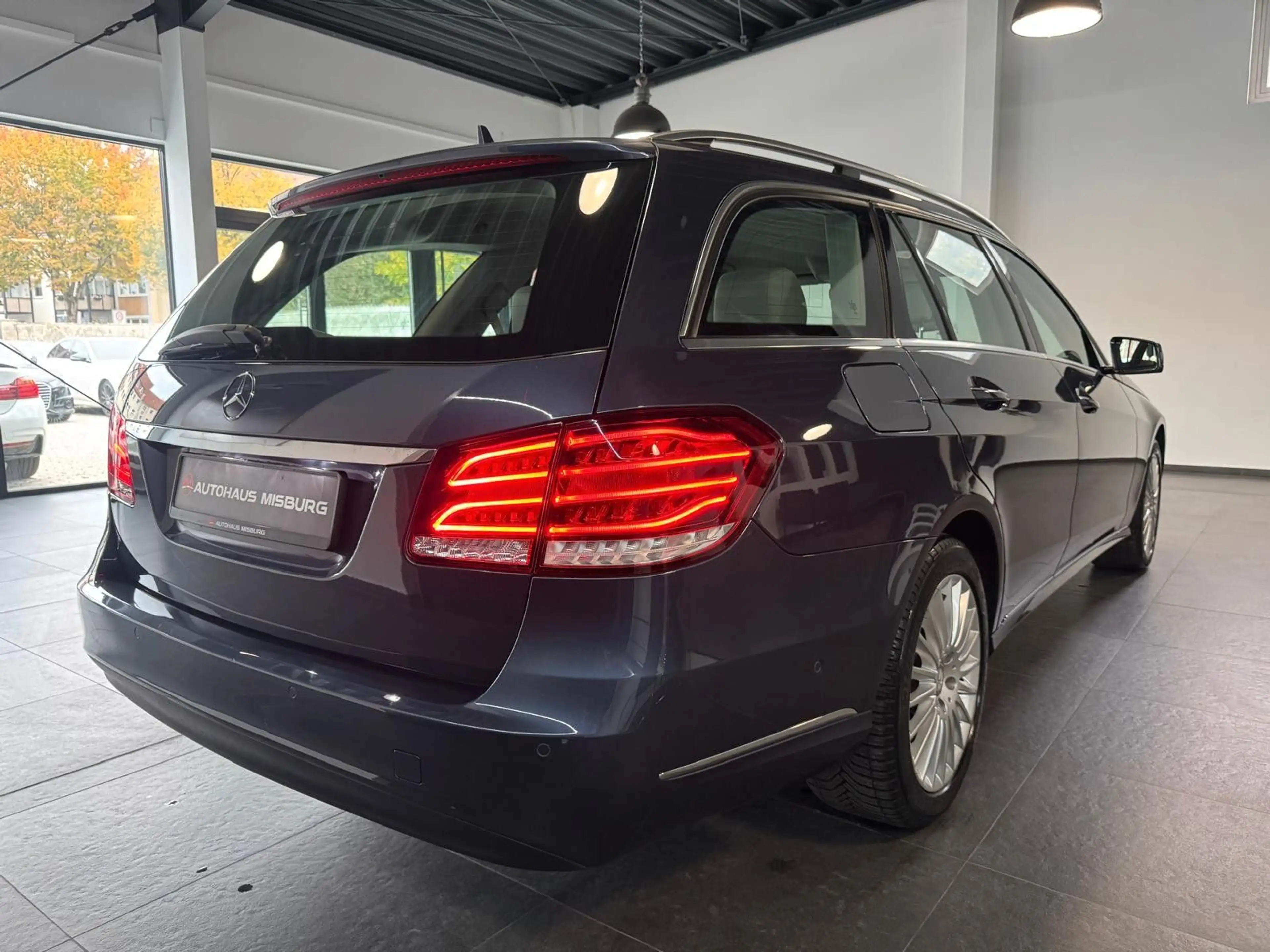 Mercedes-Benz E 250 T CDI BlueEfficiency Elegance/Memory — photo 5