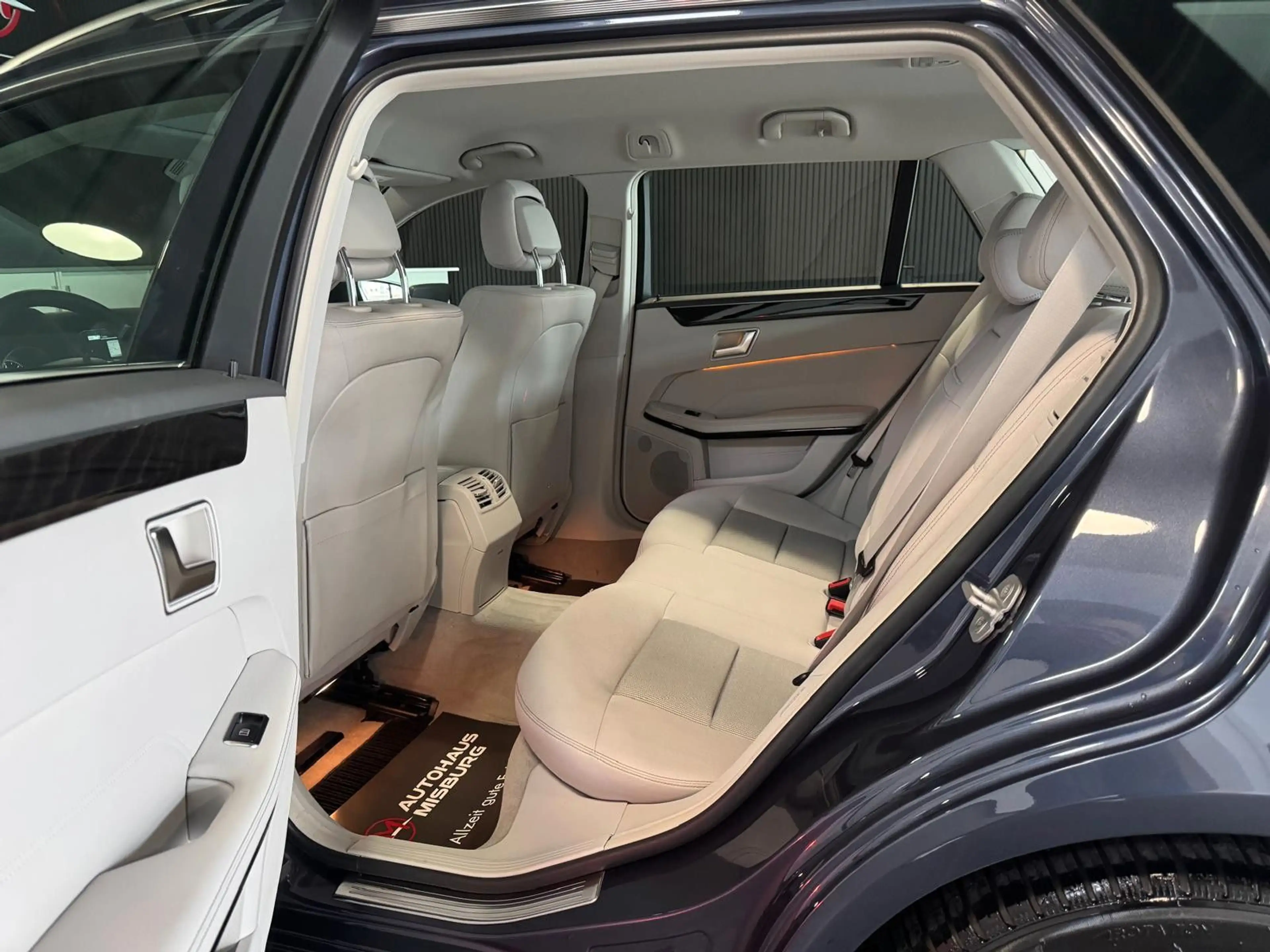 Mercedes-Benz E 250 T CDI BlueEfficiency Elegance/Memory — photo 15