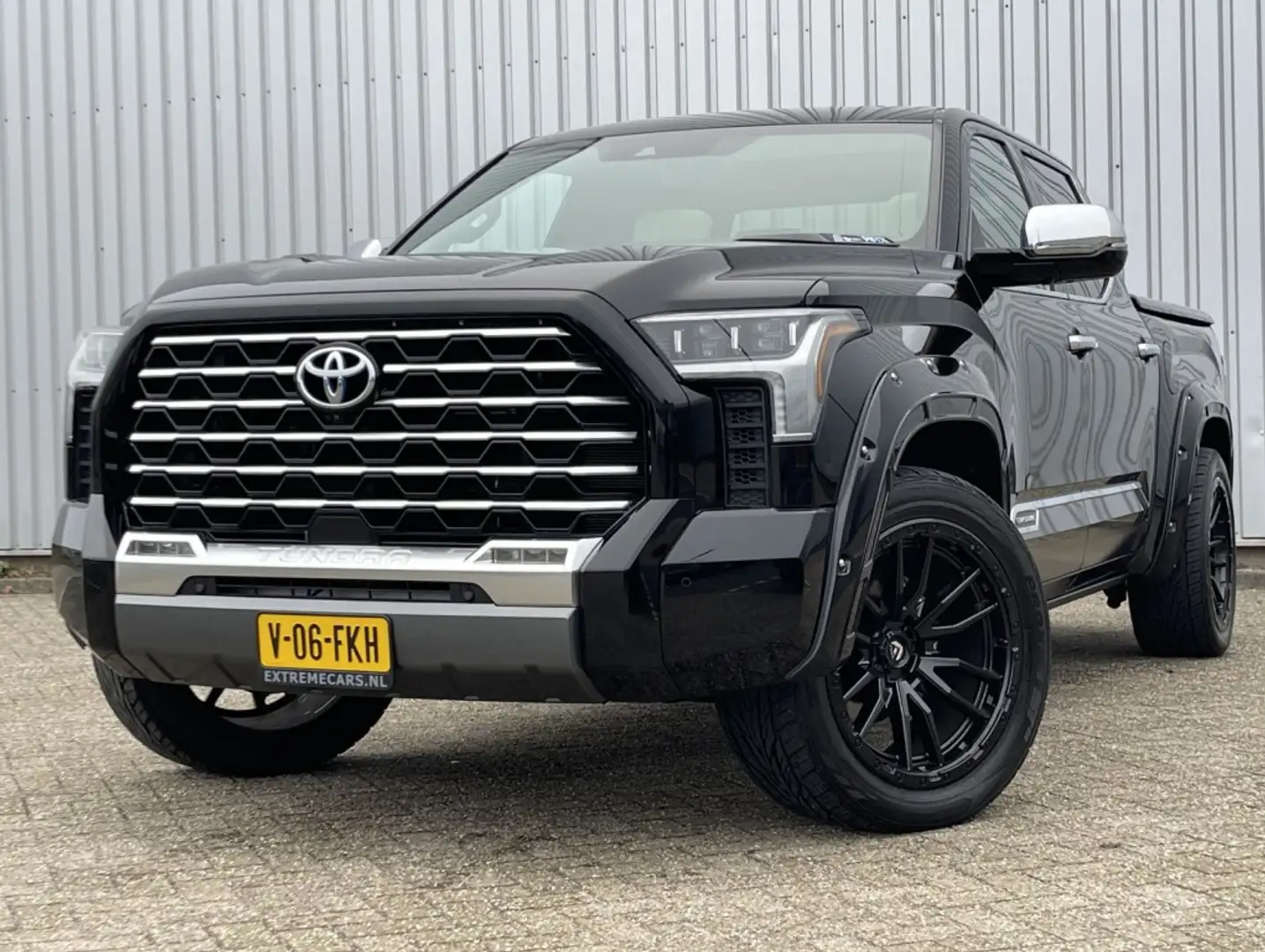 Toyota Tundra TOYOTA Capstone HYBRID Чорний - 1
