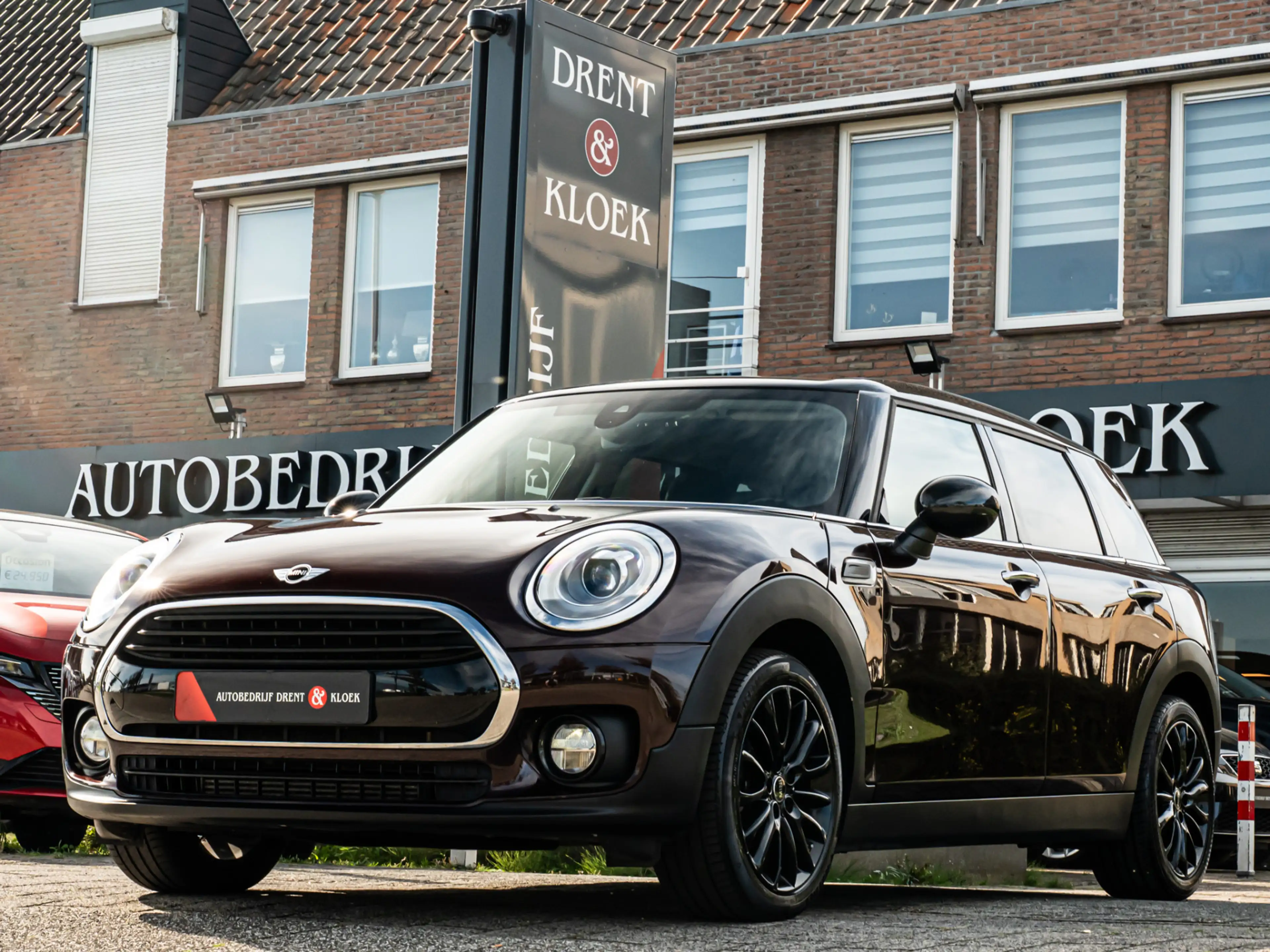 MINI Cooper Clubman 1.5 Chili Serious Business 17 INCH STOELVERW LED C