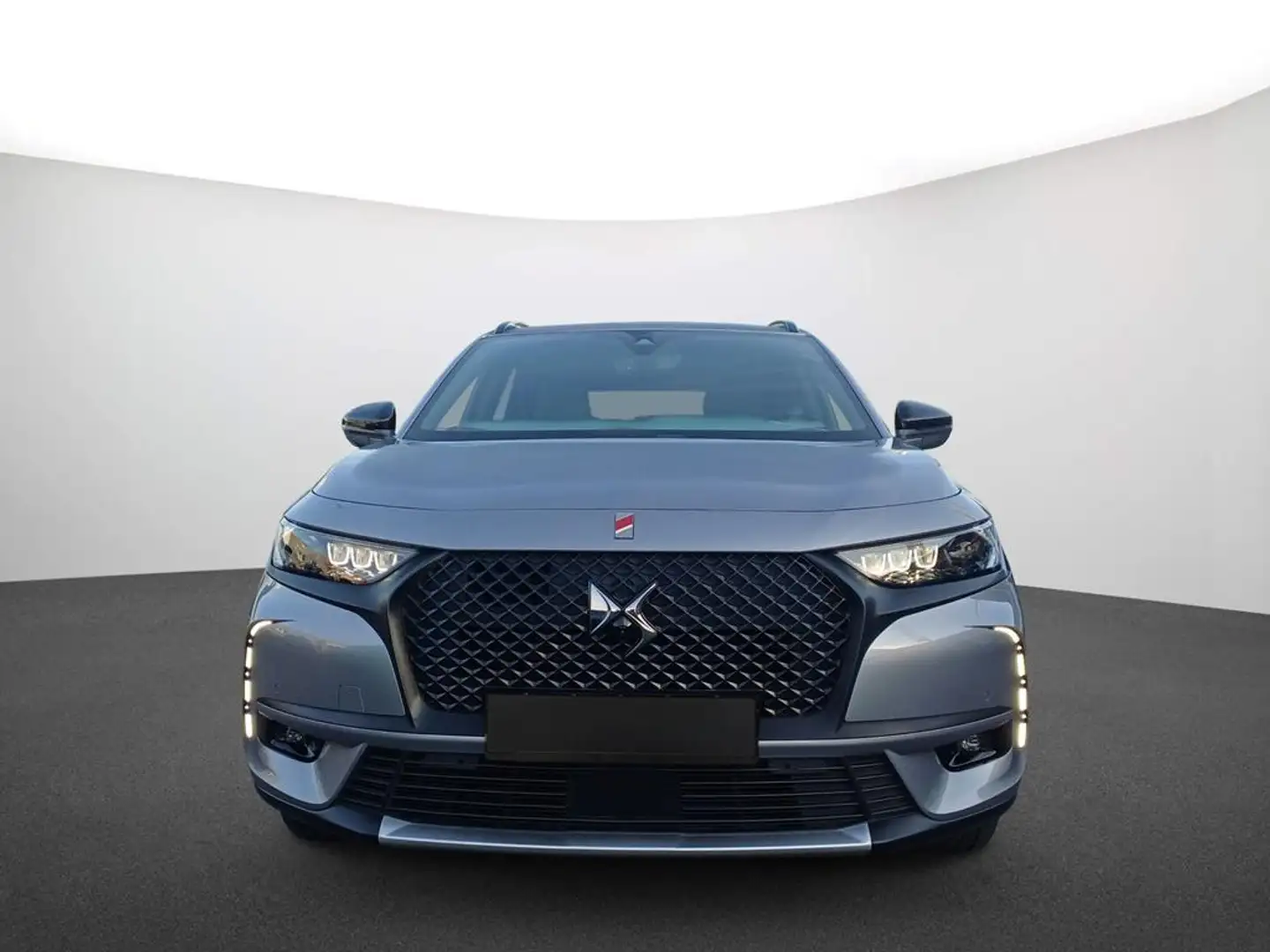DS Automobiles DS 7 Crossback PureTech 180 Performance Line+ Grau - 2