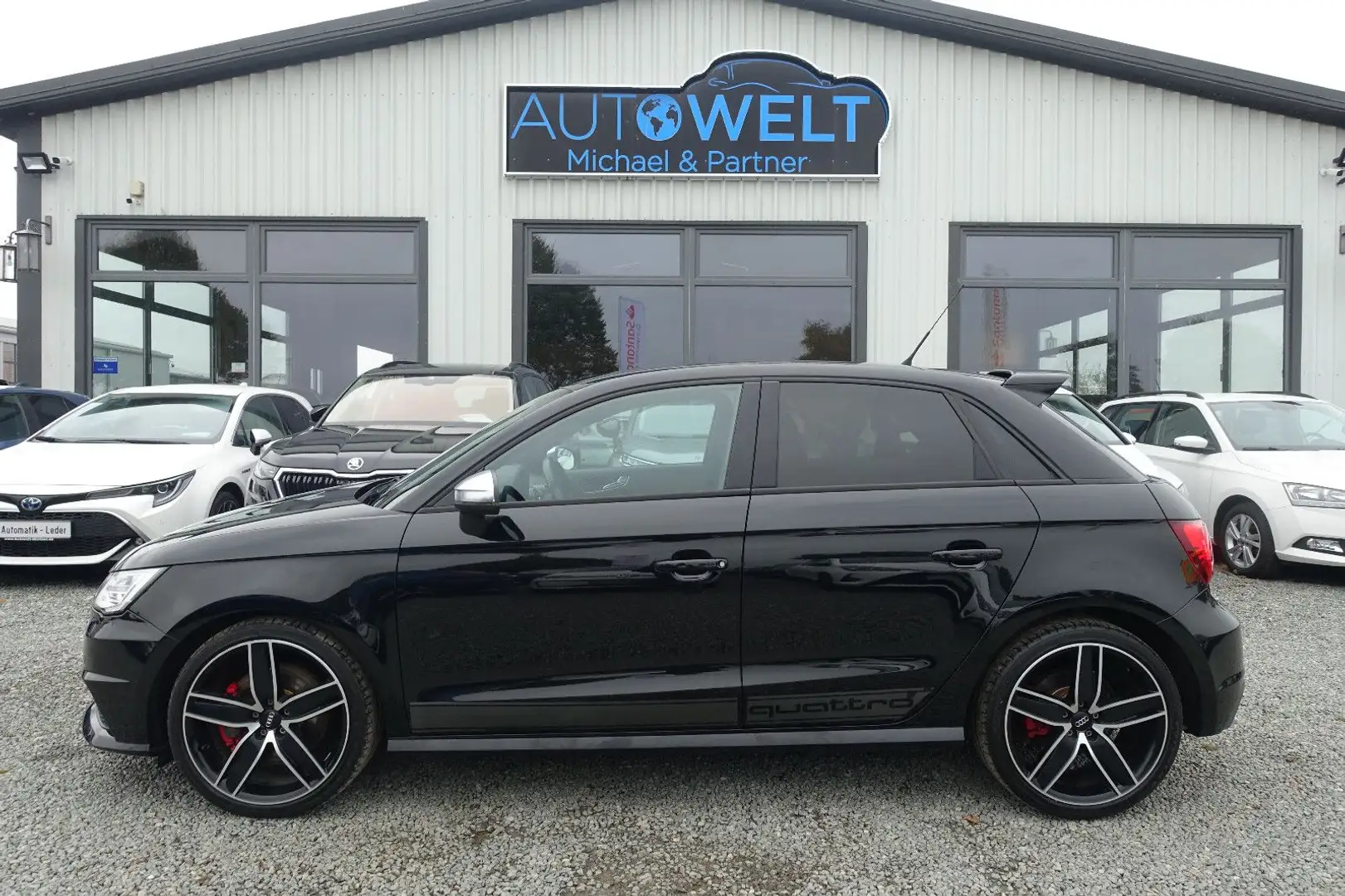 Audi S1 Sportback 2.0TFSI quattro BOSE XEN NAV LEDER Schwarz - 1