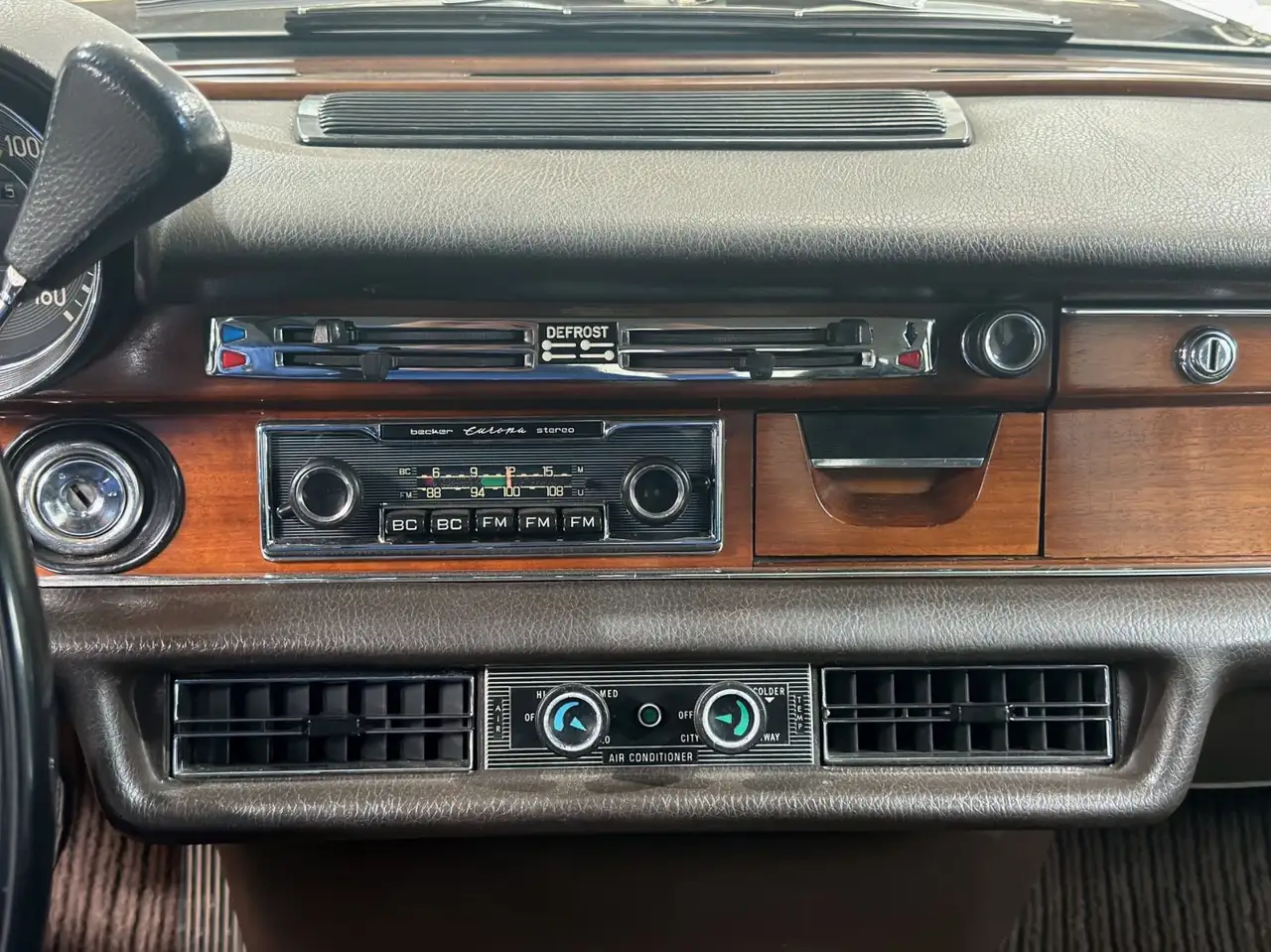 Mercedes-Benz 280 SE 4.5 W108 V8°KLASSIKER°RESTAURIERT°LEDER°, foto 9