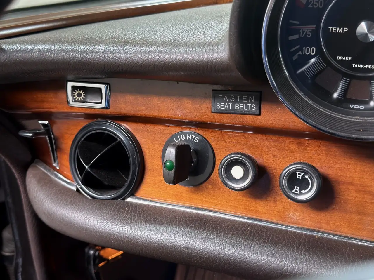 Mercedes-Benz 280 SE 4.5 W108 V8°KLASSIKER°RESTAURIERT°LEDER°, foto 10