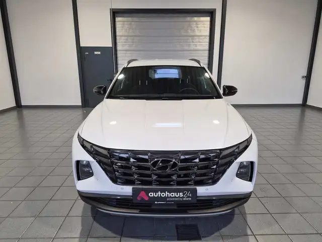 Hyundai Tucson view 2