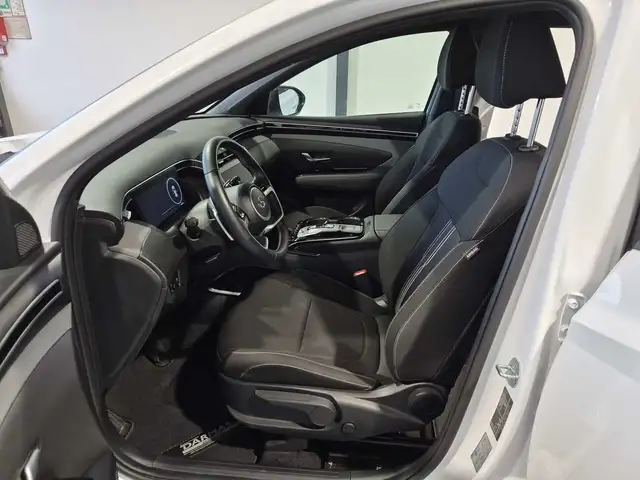 Hyundai Tucson view 8