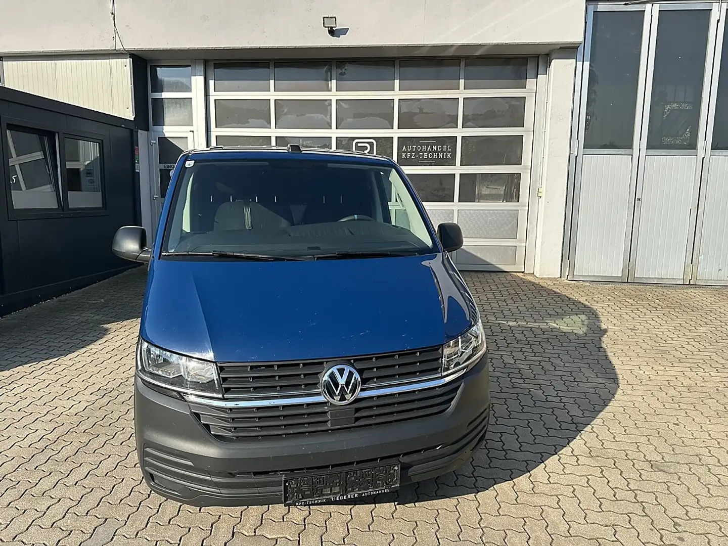 Volkswagen T6 Transporter T6 Kastenwagen LR 2,0 TDI Blau - 2