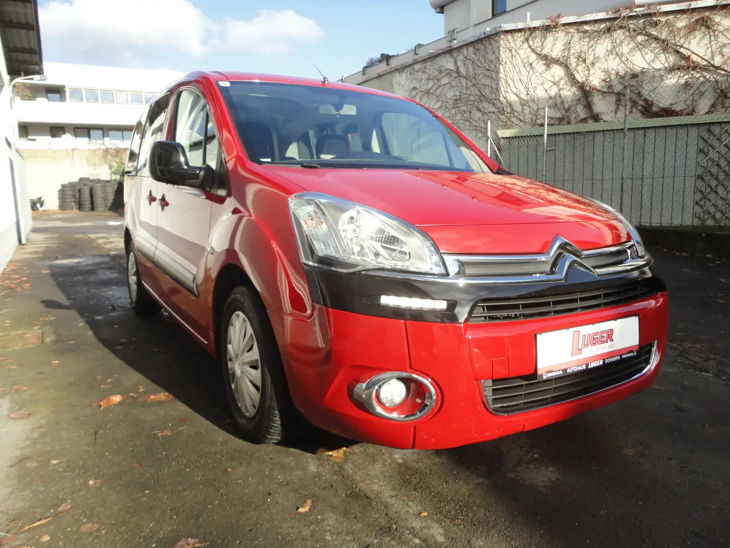 Citroen Berlingo Multispace e-HDi 90 EGS6 Collection Rot - 2