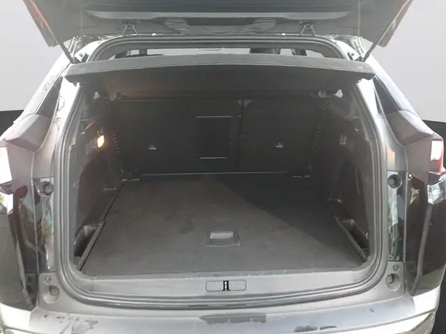 Peugeot 3008 view 9