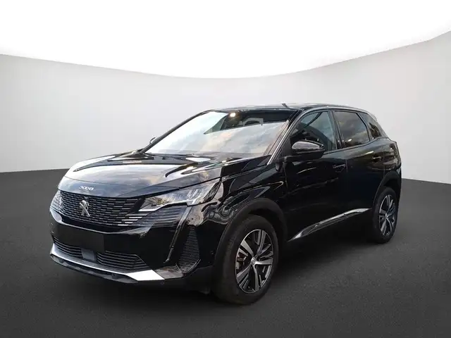 Peugeot 3008 view 2