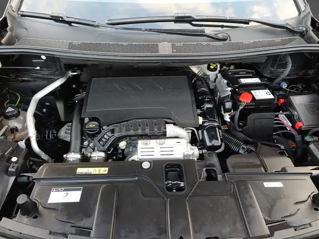 Peugeot 3008 view 8