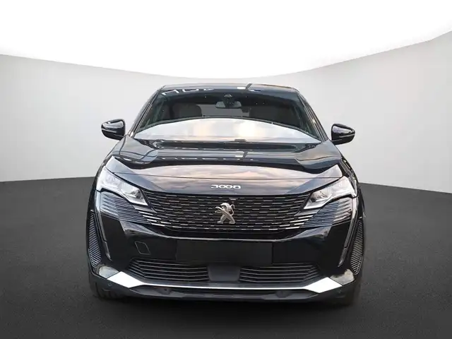Peugeot 3008 view 3