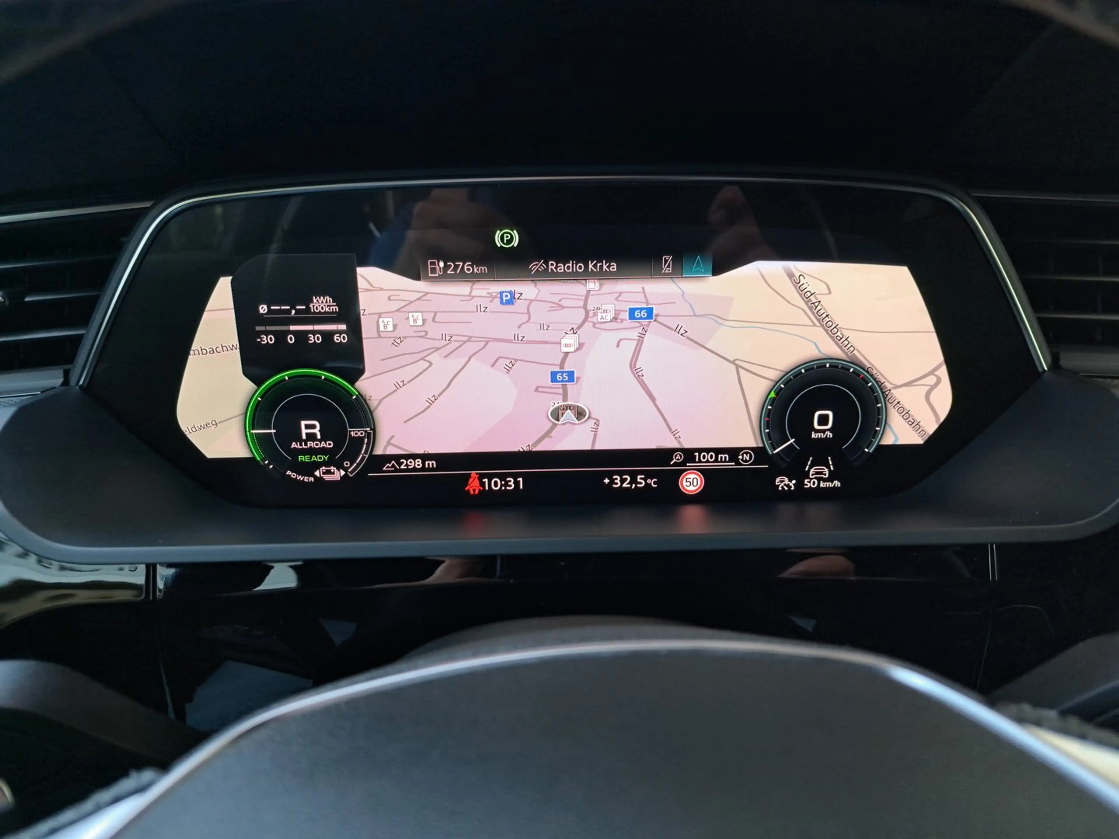 Audi e-tron 55 300 kW S line — photo 11