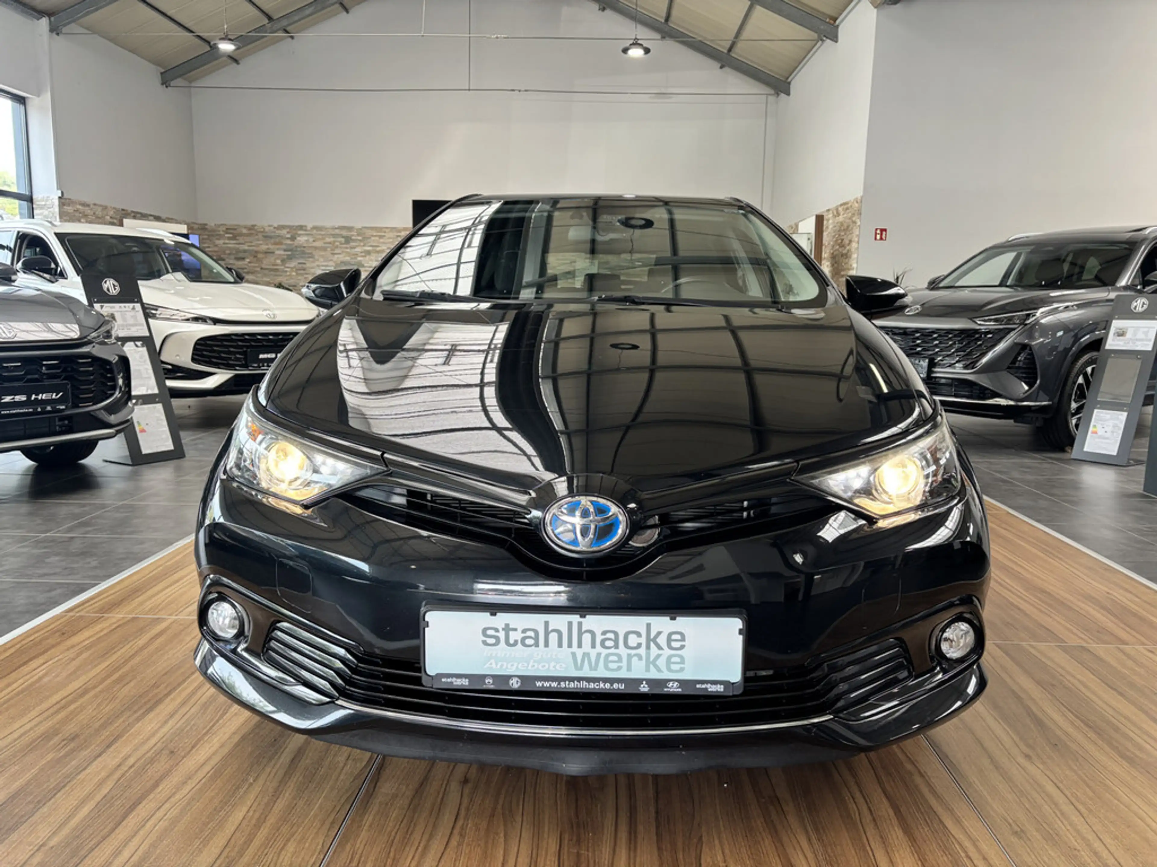 Toyota Auris 1.8 Hybrid Team D SHZ KAMERA FACEL. — photo 3