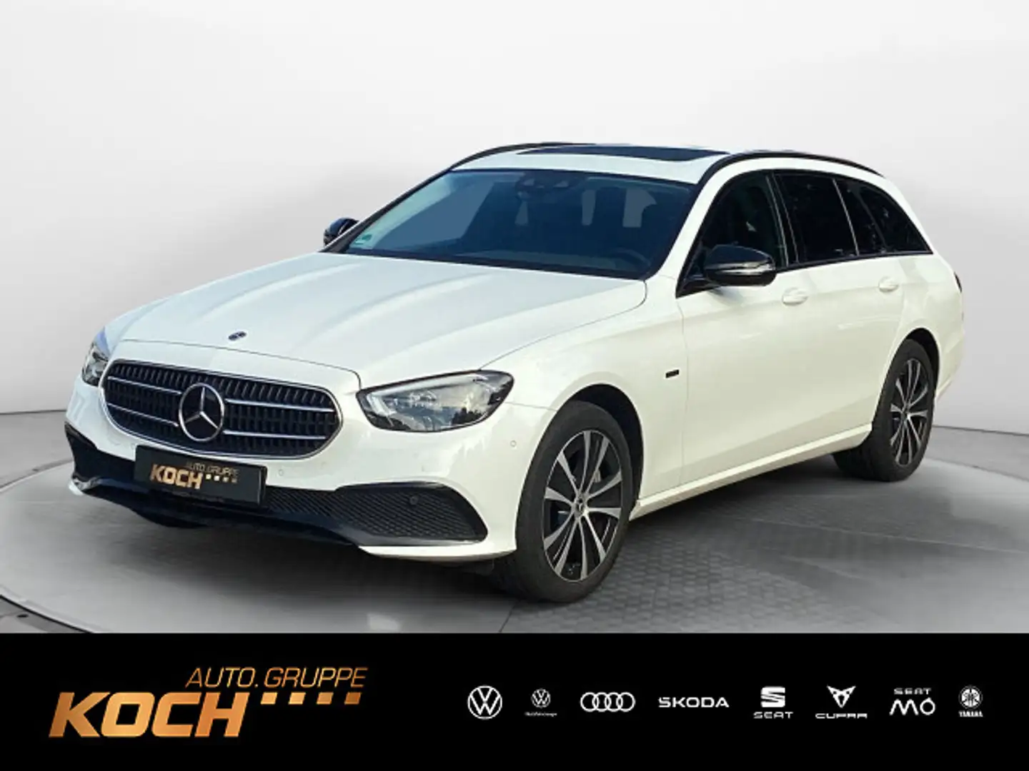 Mercedes-Benz E 300 T de Avangarde 4M AHK SD Night Paket Weiß - 1