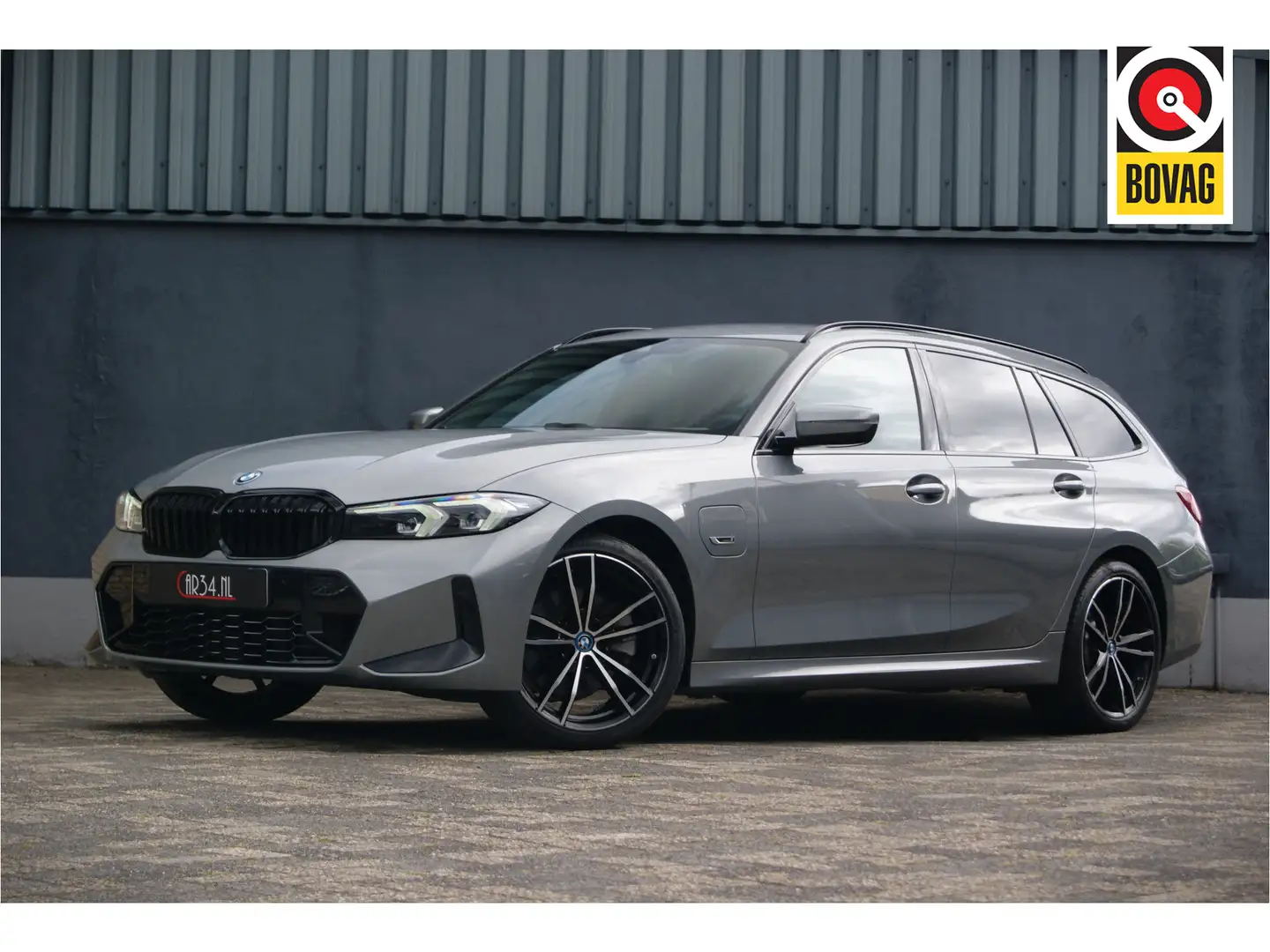 BMW 320 3-serie Touring Facelift 320e 204PK xDrive M-Sport Gris - 1