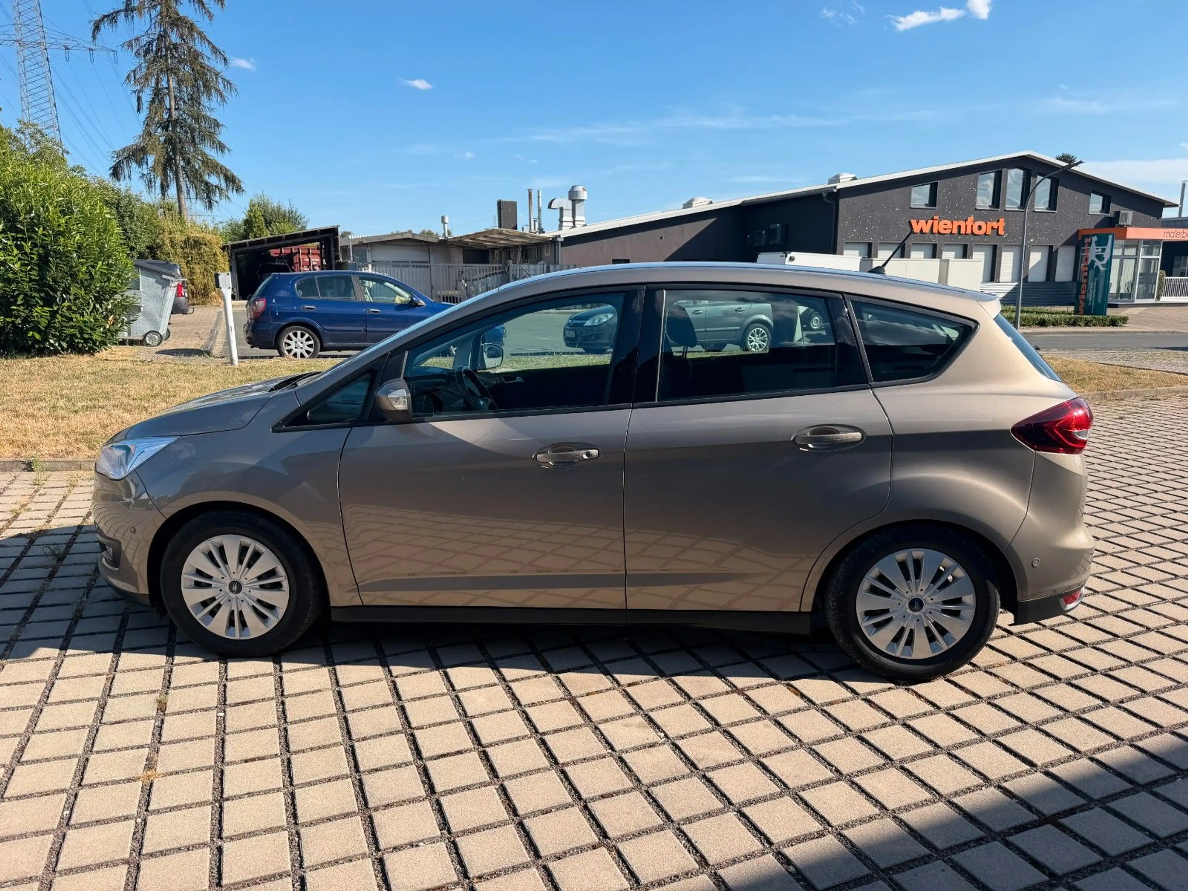 Ford C-Max C-MAX Cool & Connect*R-KAMERA*NAVI*AHK* — photo 2