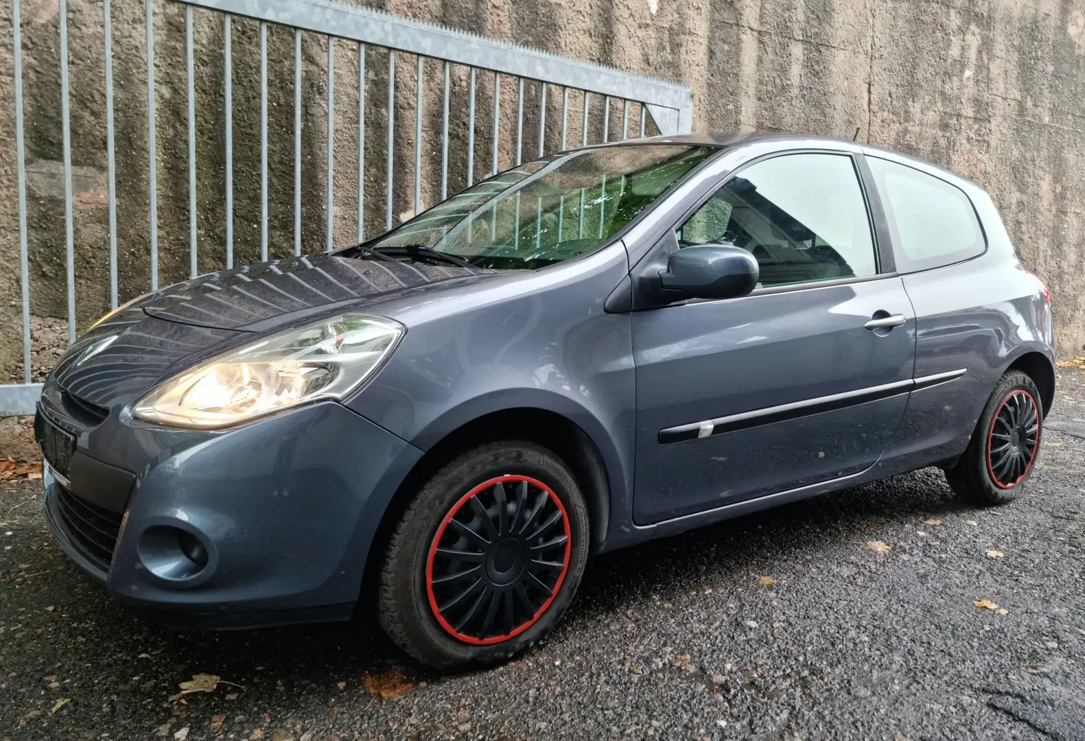 Renault Clio Expression - 1