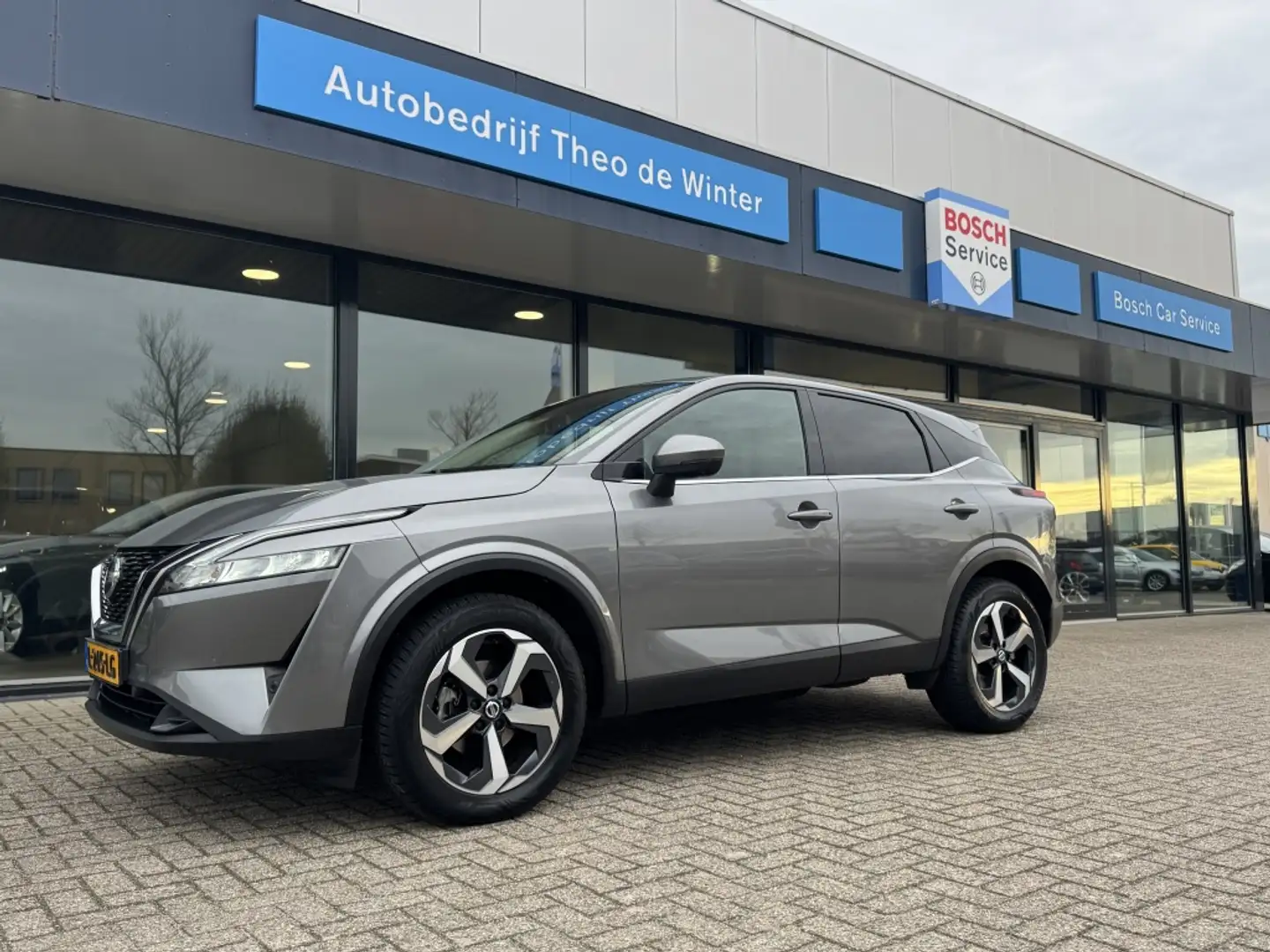Nissan Qashqai 1.3 MHEV N-Connecta| Camera, Adapt. Cruise, LED, C Grijs - 1
