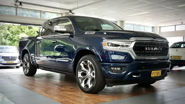 Dodge RAM 1500 5.7 V8 4x4 Limited 10th Anniversary Edition |