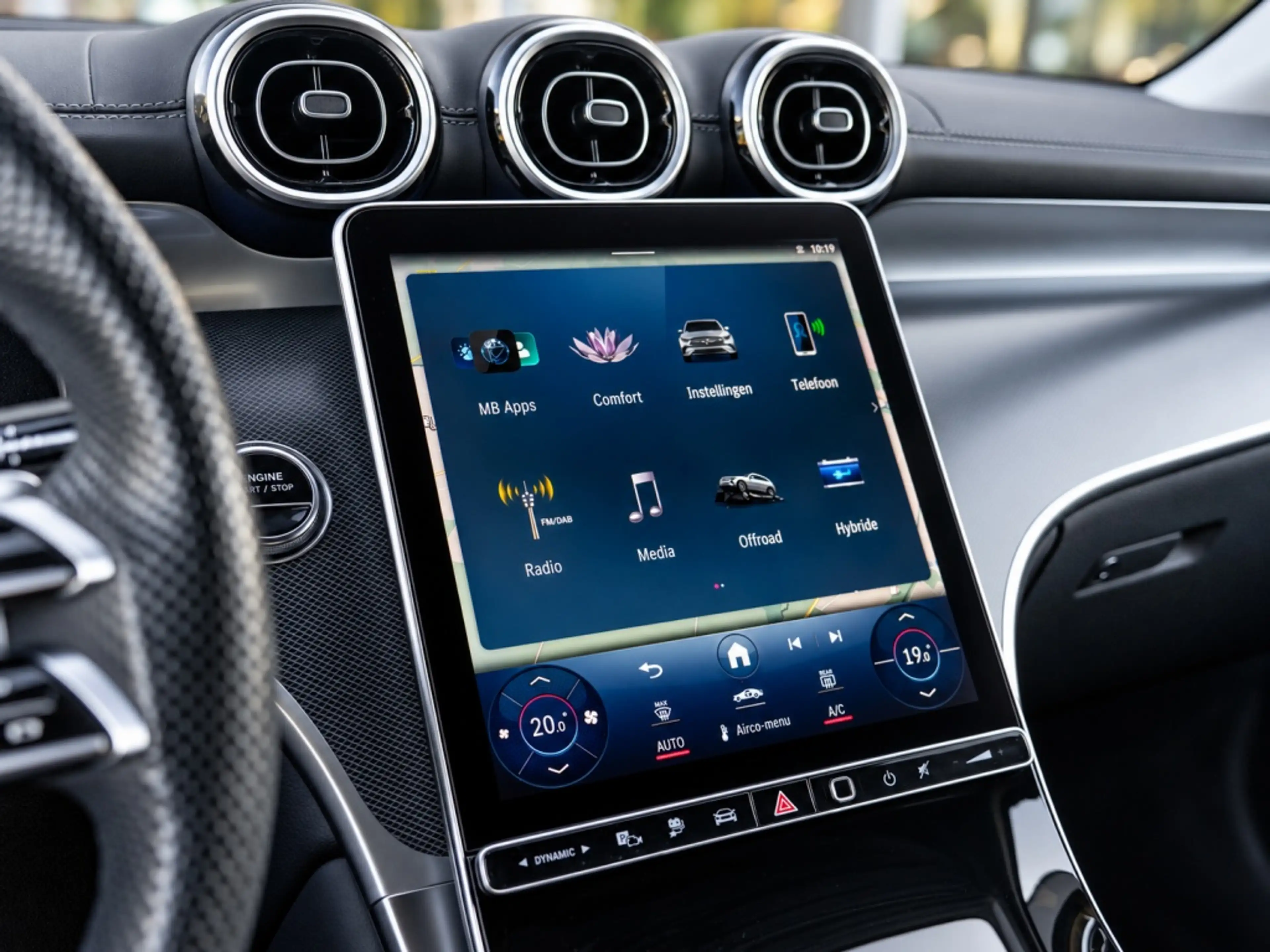 Mercedes-Benz GLC 300 GLC 300e 4MATIC AMG Line | Trekhaak | Winterpakket — photo 10
