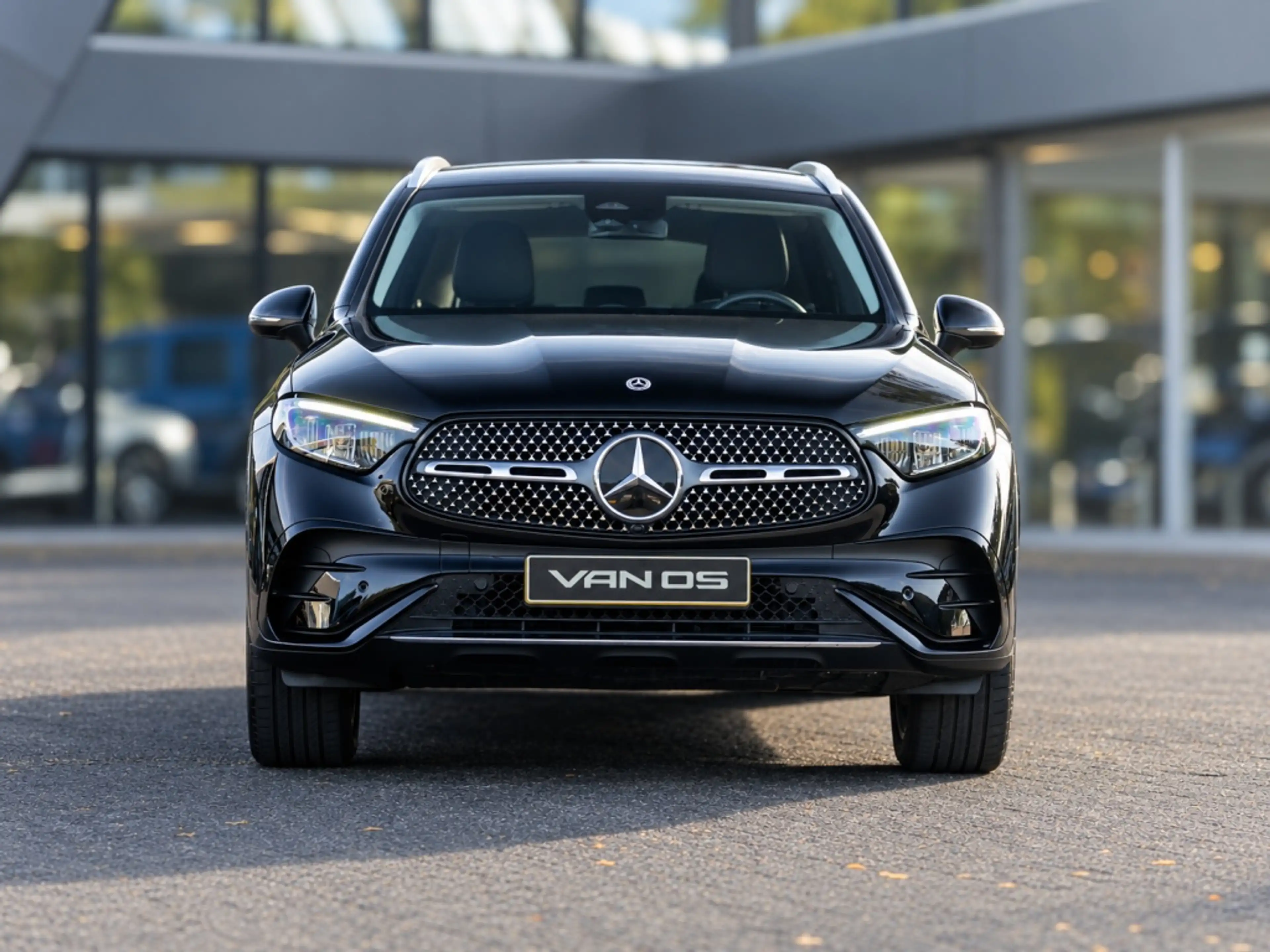 Mercedes-Benz GLC 300 GLC 300e 4MATIC AMG Line | Trekhaak | Winterpakket — photo 13