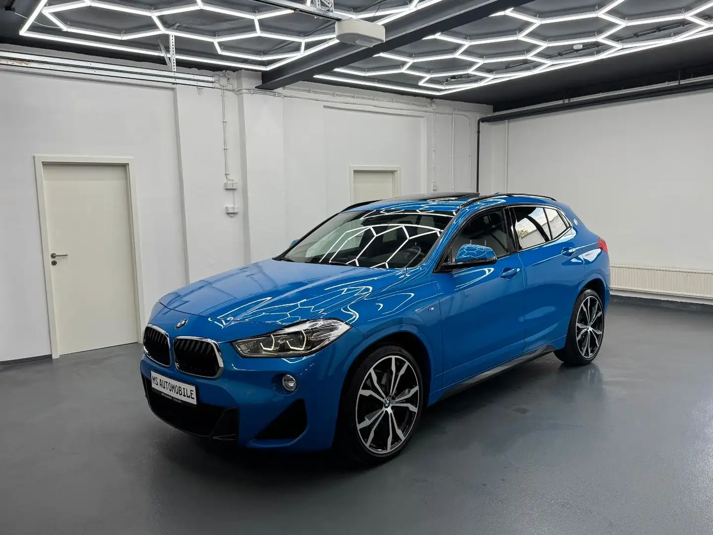 BMW X2 xDrive 20 d M Sport *PANORAMA*HEAD-UP*R-KAM* Bleu - 1