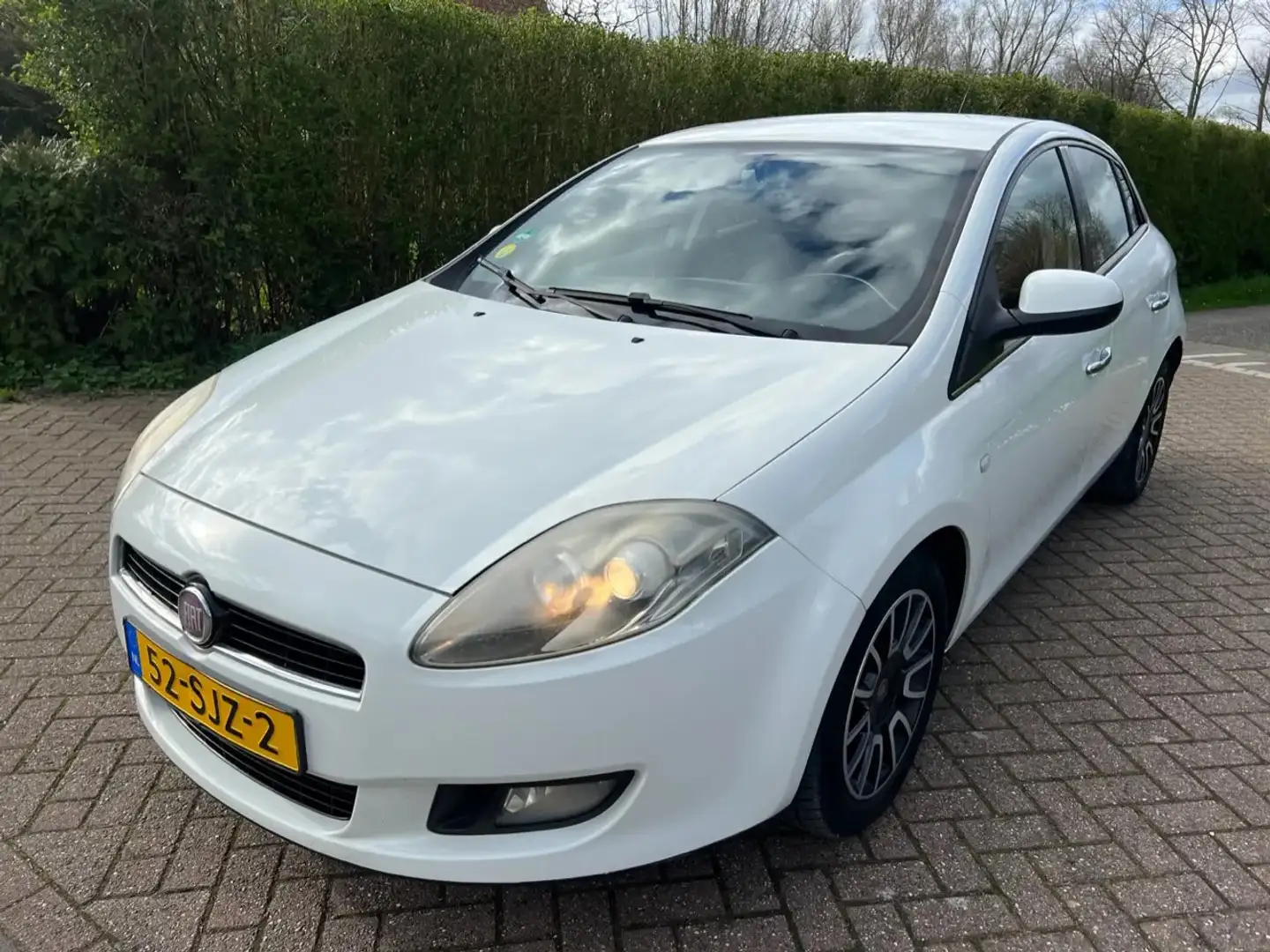 Fiat Bravo 1.4 MultiAir MyLife CRUISE.CLIMA.NAP! Weiß - 2