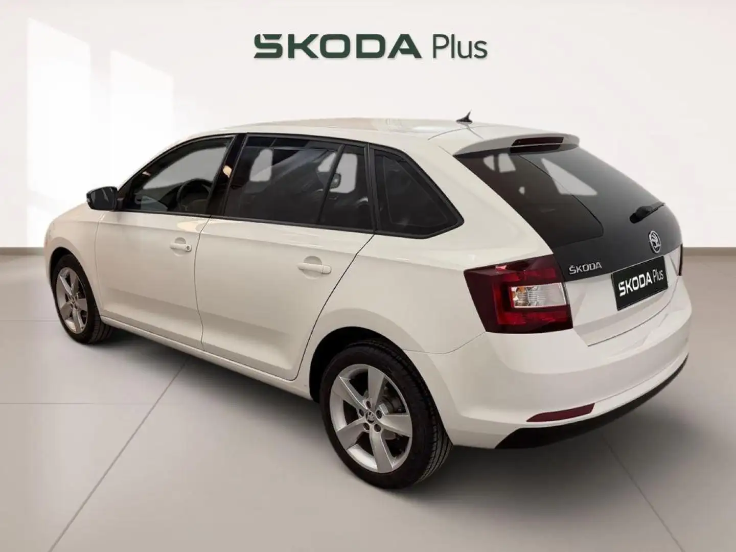 Skoda Rapid/Spaceback 1.0 TSI Like 70kW Blanco - 2
