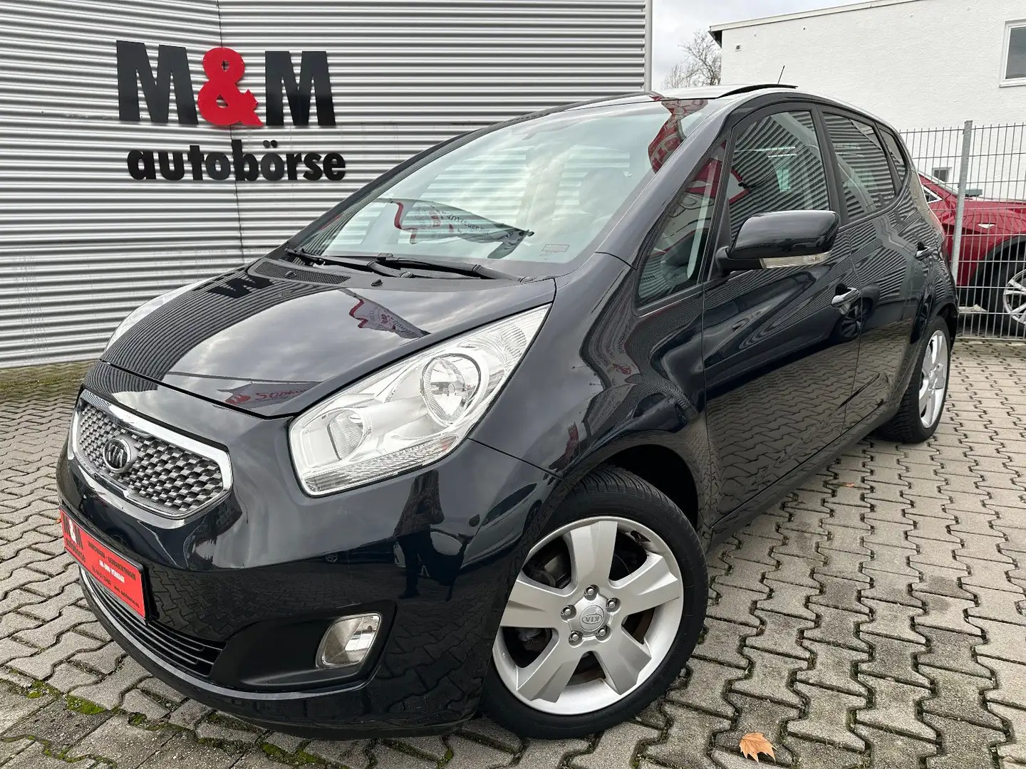 Kia Venga Black Collection Pano/Sitzhz/Allwetter/USB Schwarz - 1
