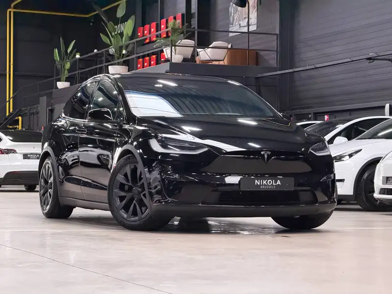 TESLA Model X