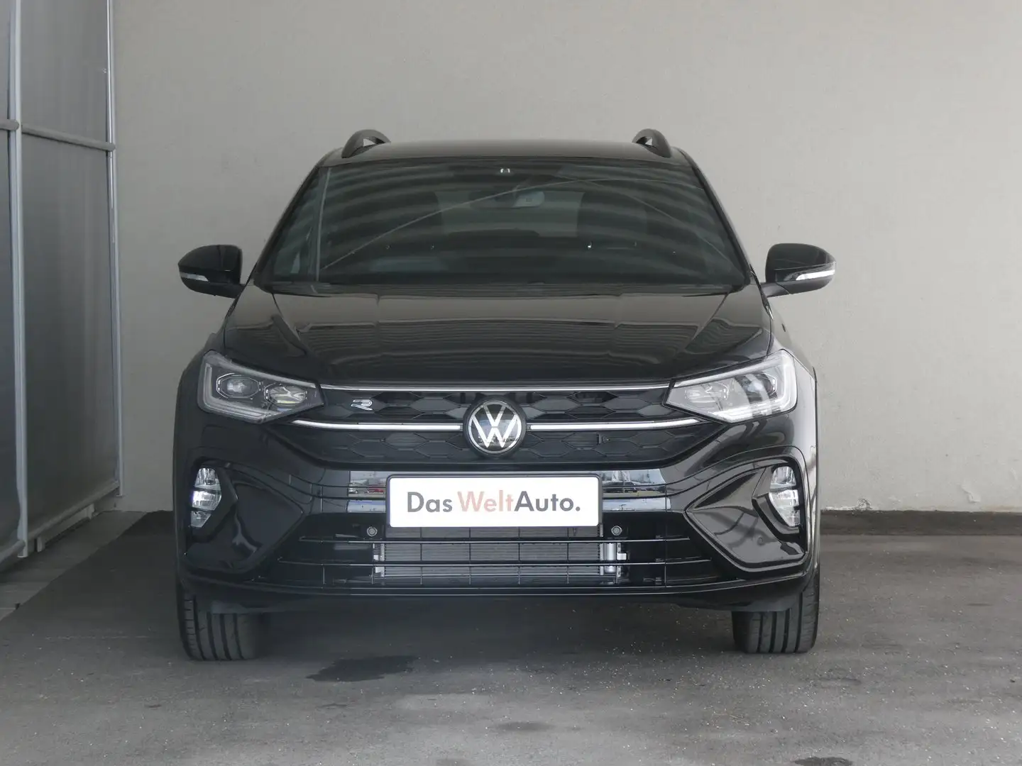Volkswagen Taigo R-Line TSI DSG Schwarz - 2
