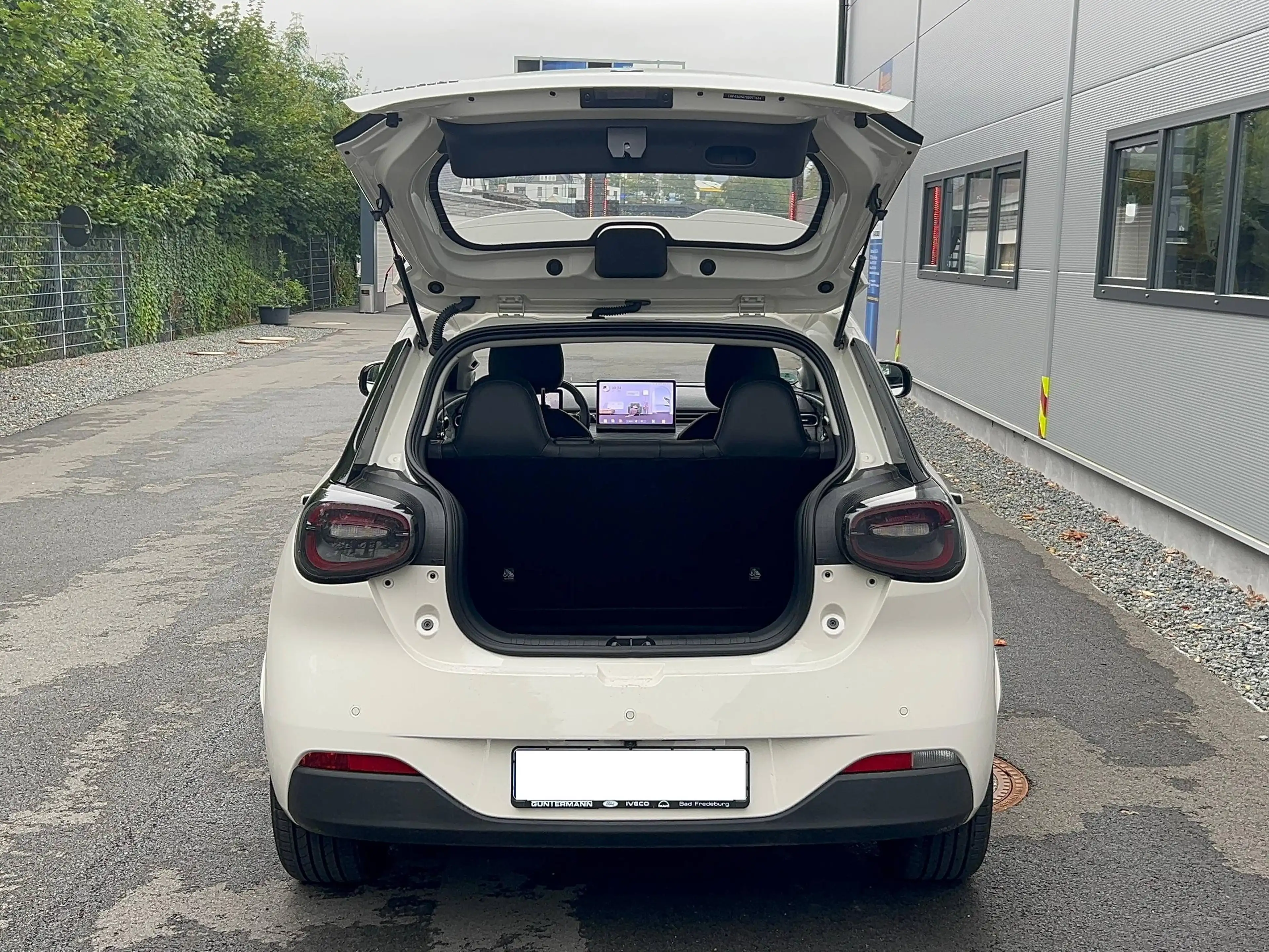 Dongfeng Box E3 Fließheck - 42,3KwH - LED, Lederaus.,KeyFree,AppleCar Play/Android Auto — photo 6