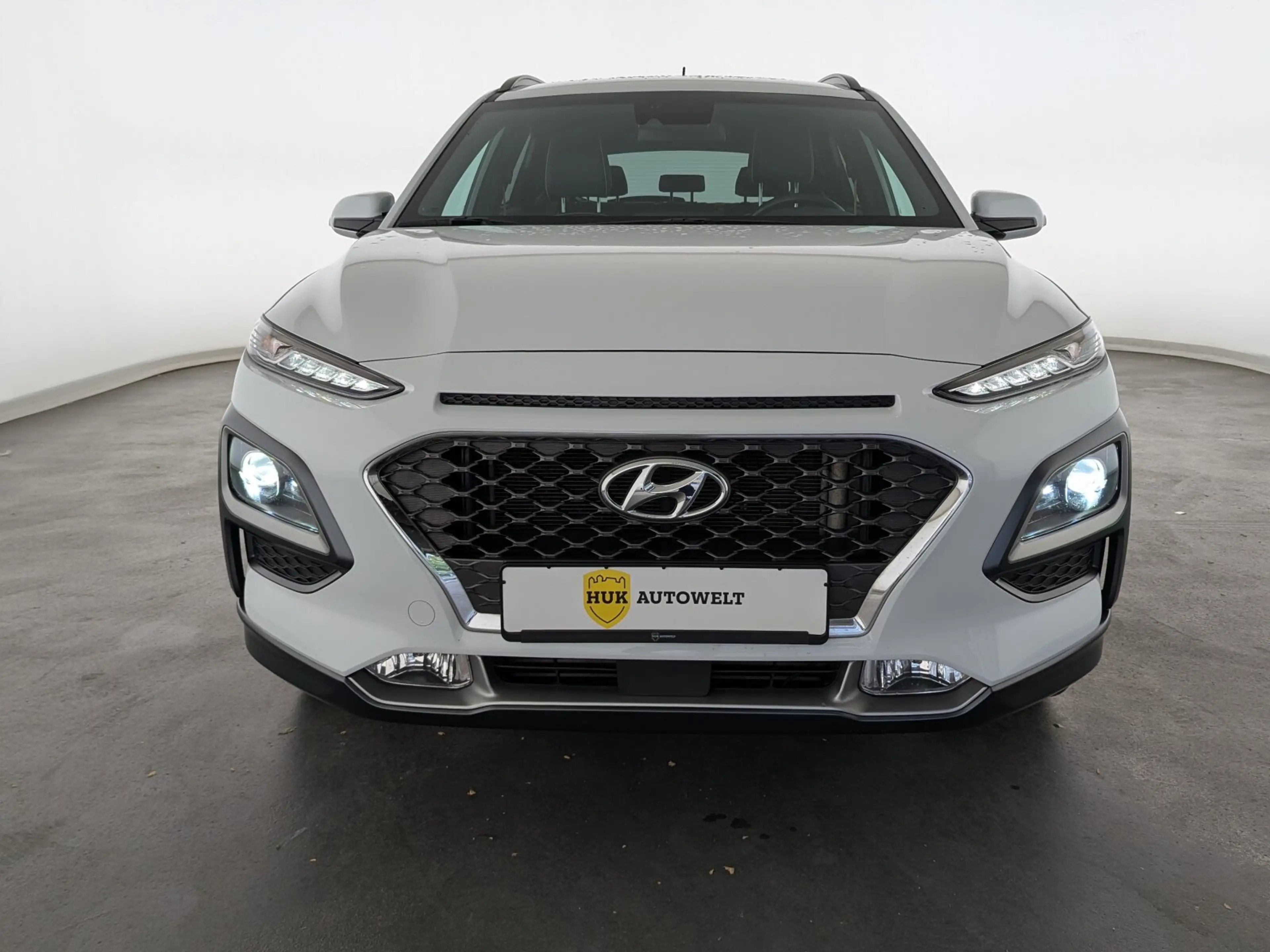 Hyundai KONA Kona 1.6 CRDi Style 2WD CARPLAY+RFK+SHZ+TEMP+ eFH. — photo 2