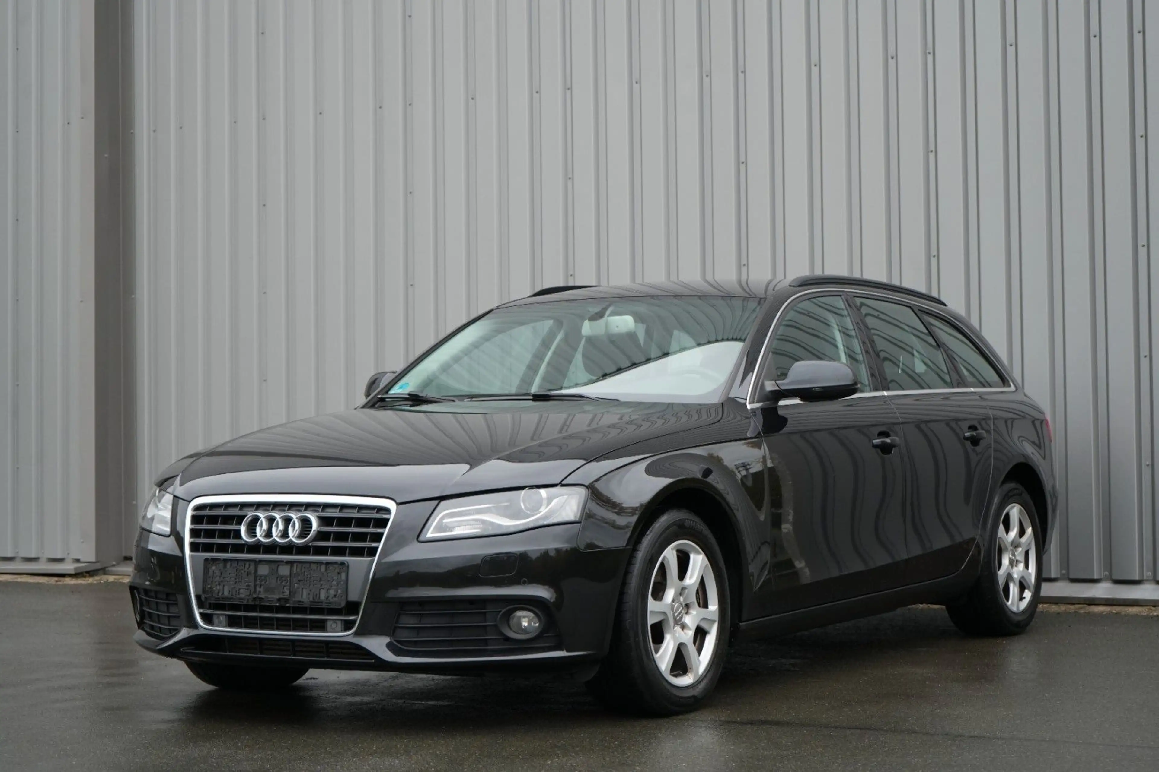 Audi A4 1.8 TFSI Automatik/Scheckheft/Bi-Xenon/AHK — photo 3