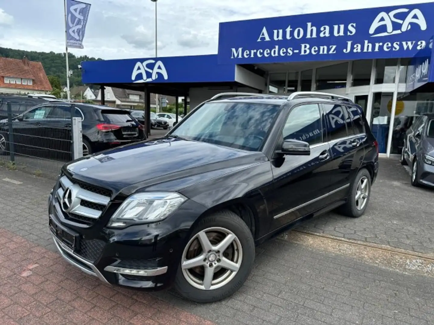 Mercedes-Benz GLK 220 d 4Matic+Leder+8xAlufelgen+ele.Heckklappe+AHK+ Noir - 2