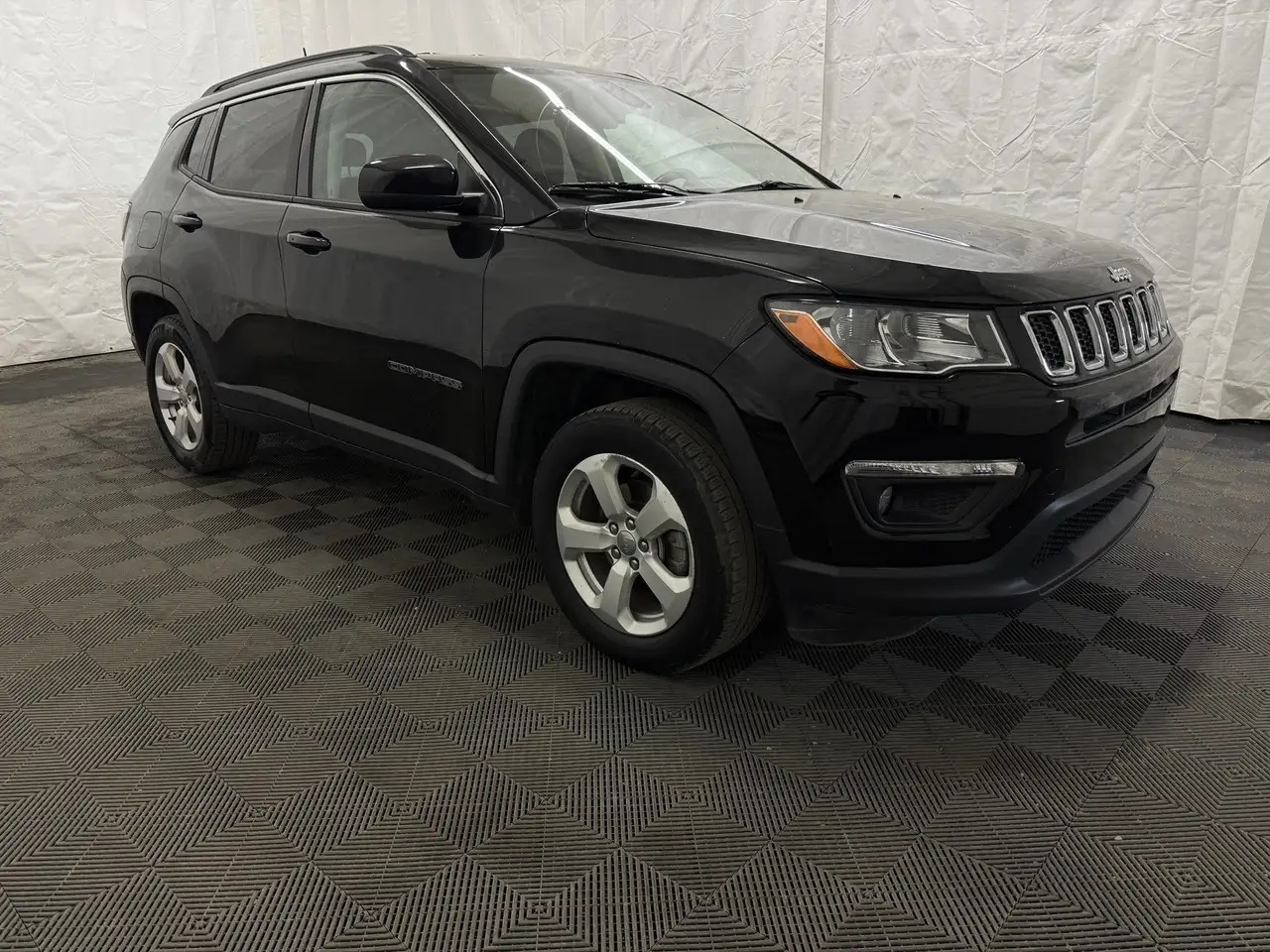 Jeep Compass снимка Jeep Compass