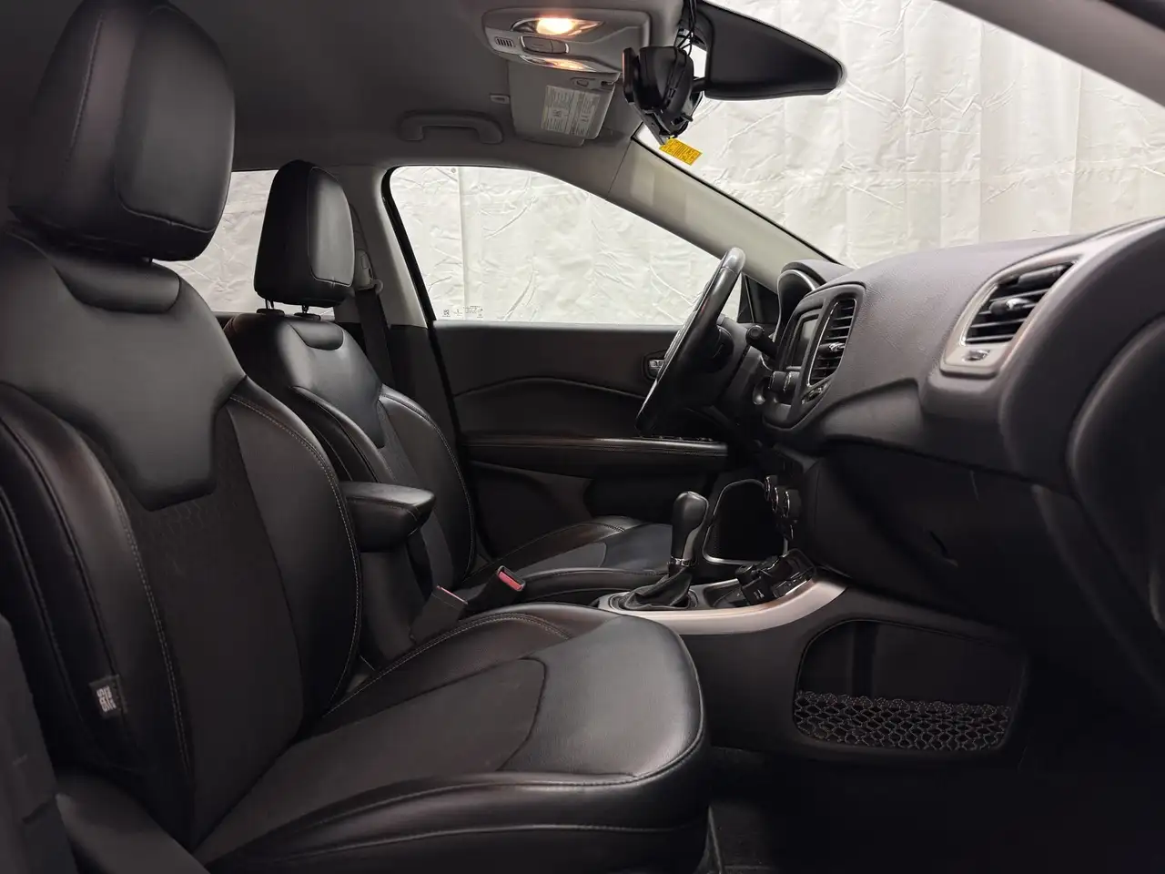 Jeep Compass снимка Jeep Compass