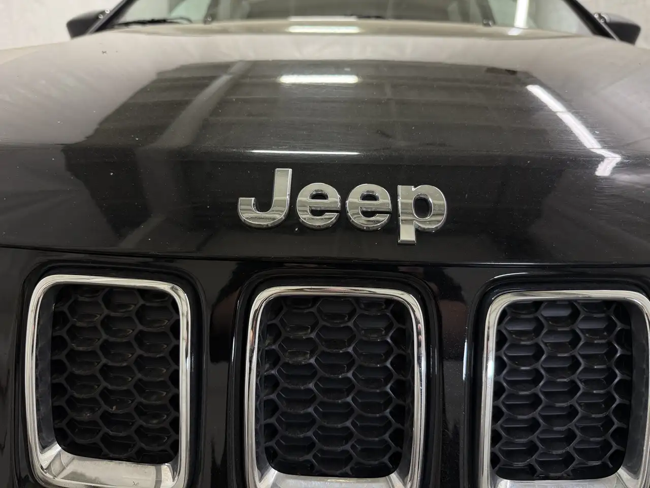Jeep Compass снимка Jeep Compass