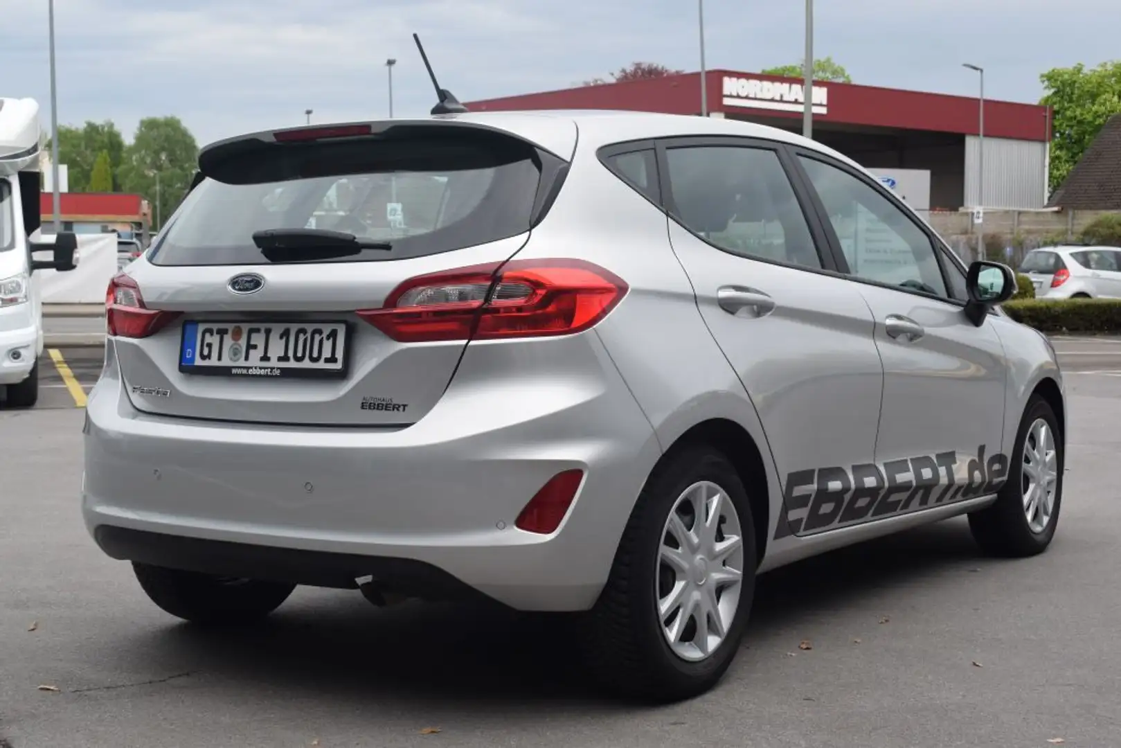 Ford Fiesta Trend 1.1 S&S Lenkradheizung, Klima Silber - 2