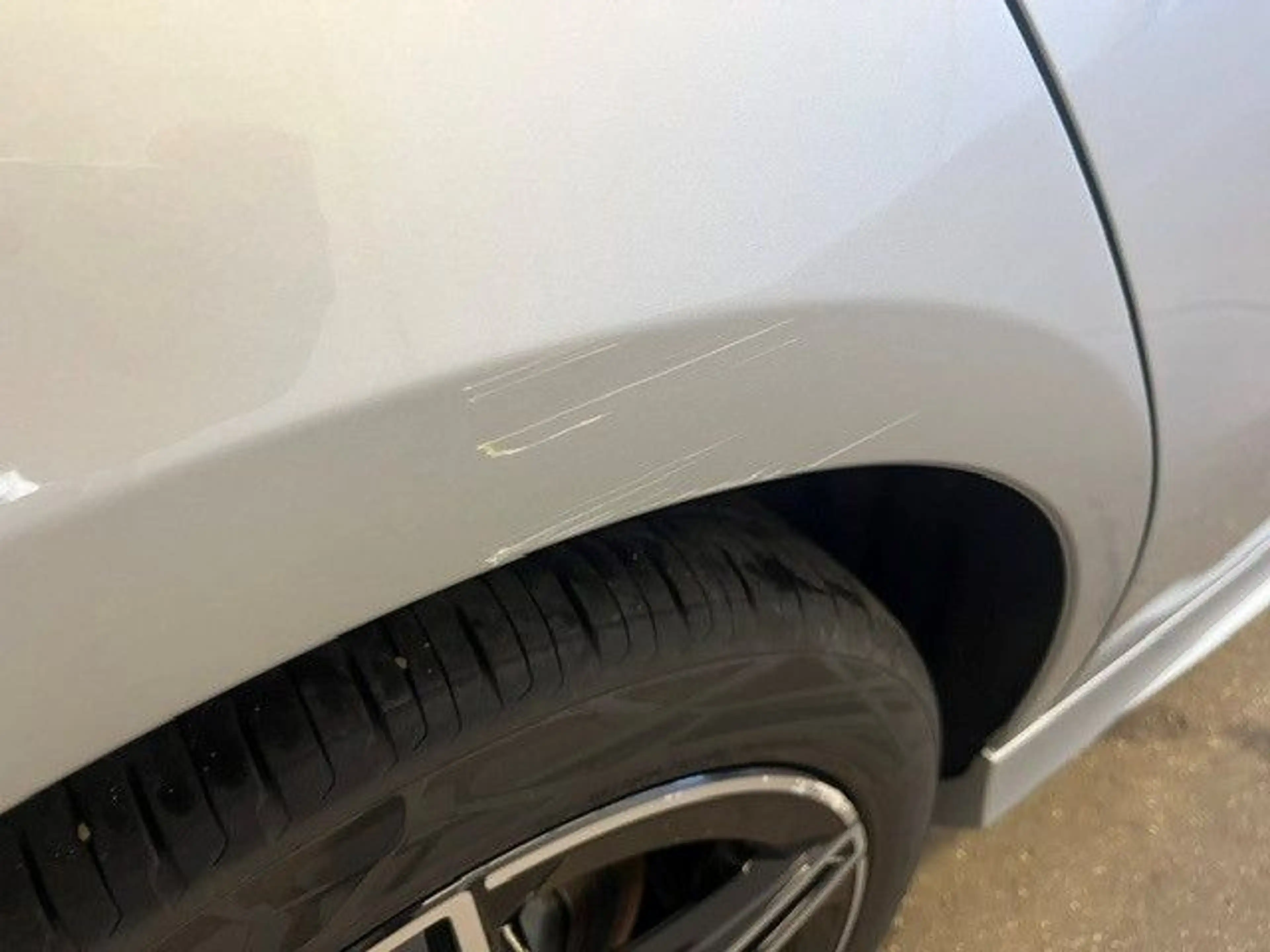 Mercedes-Benz A 250 e AMG-Line Panorama Distronic Keyless Go — photo 12