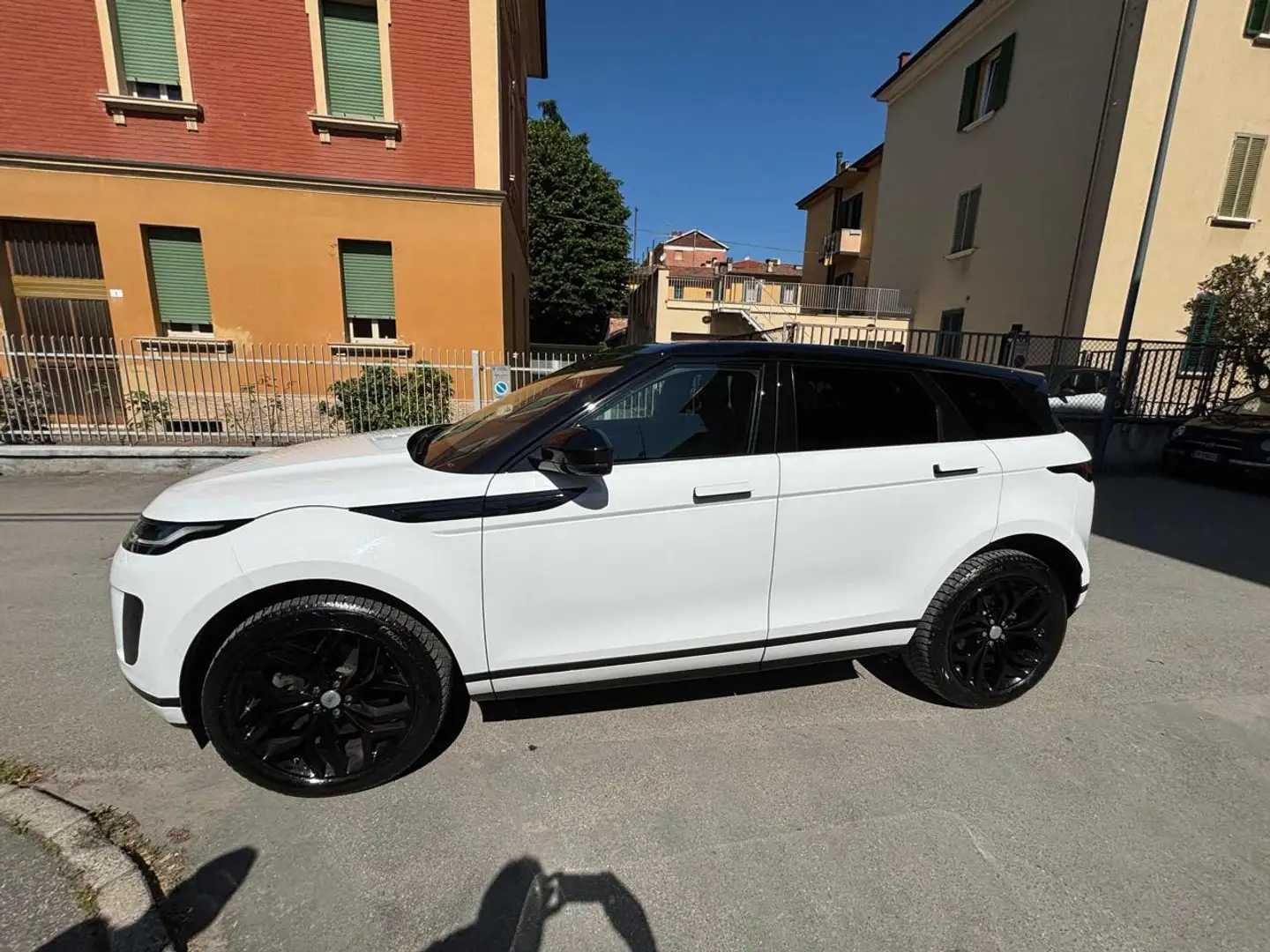 Land Rover Range Rover Evoque 2.0D I4 150CV AWD Business Edit. Premium "ProMMo" Wit - 2