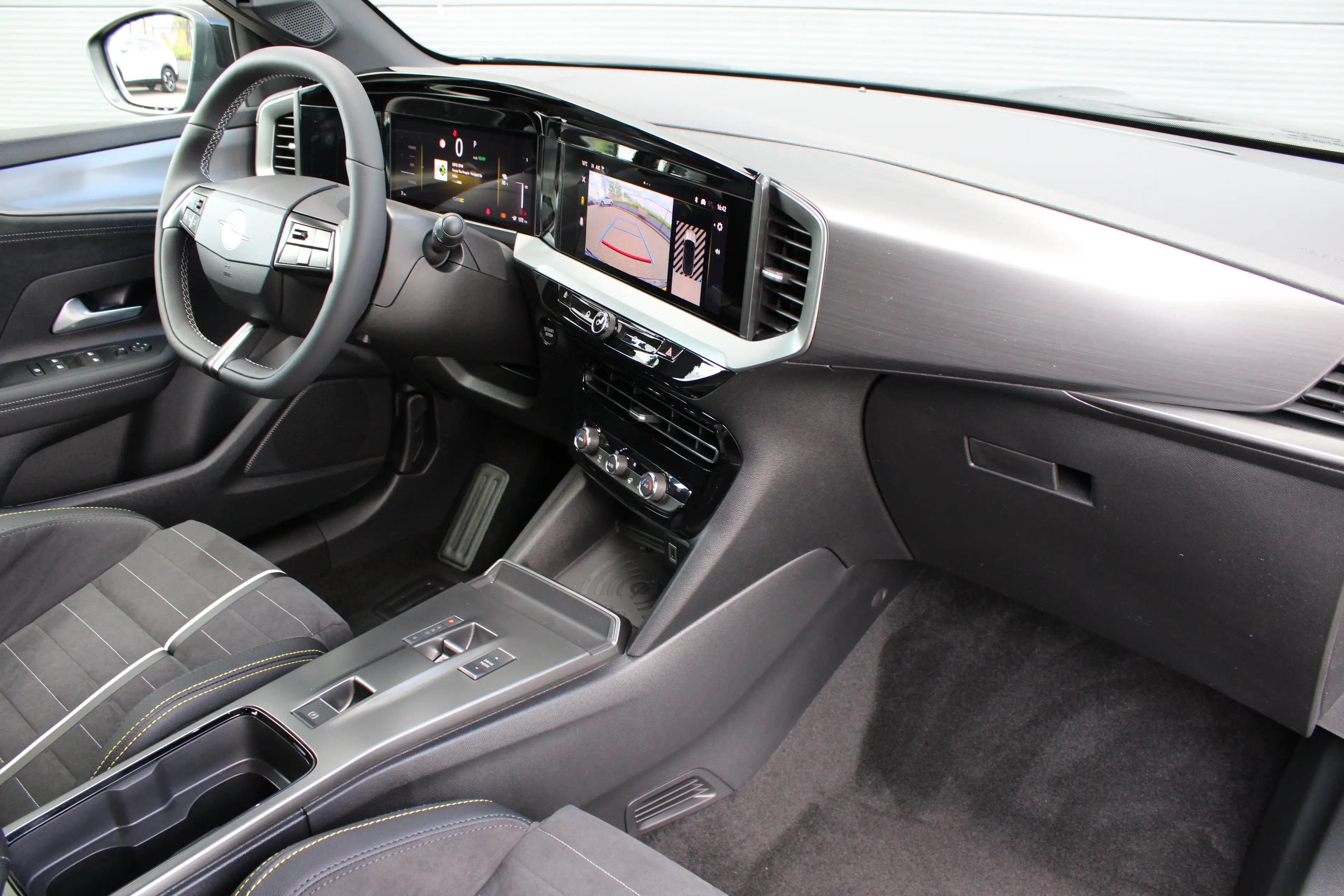Opel Mokka-E Mokka Electric GSE 54 kWh | Sportstoelen | Camera — photo 3