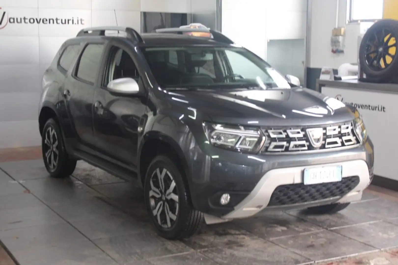 Dacia Duster 1000 gpl 4x2 Prestige Grigio - 1
