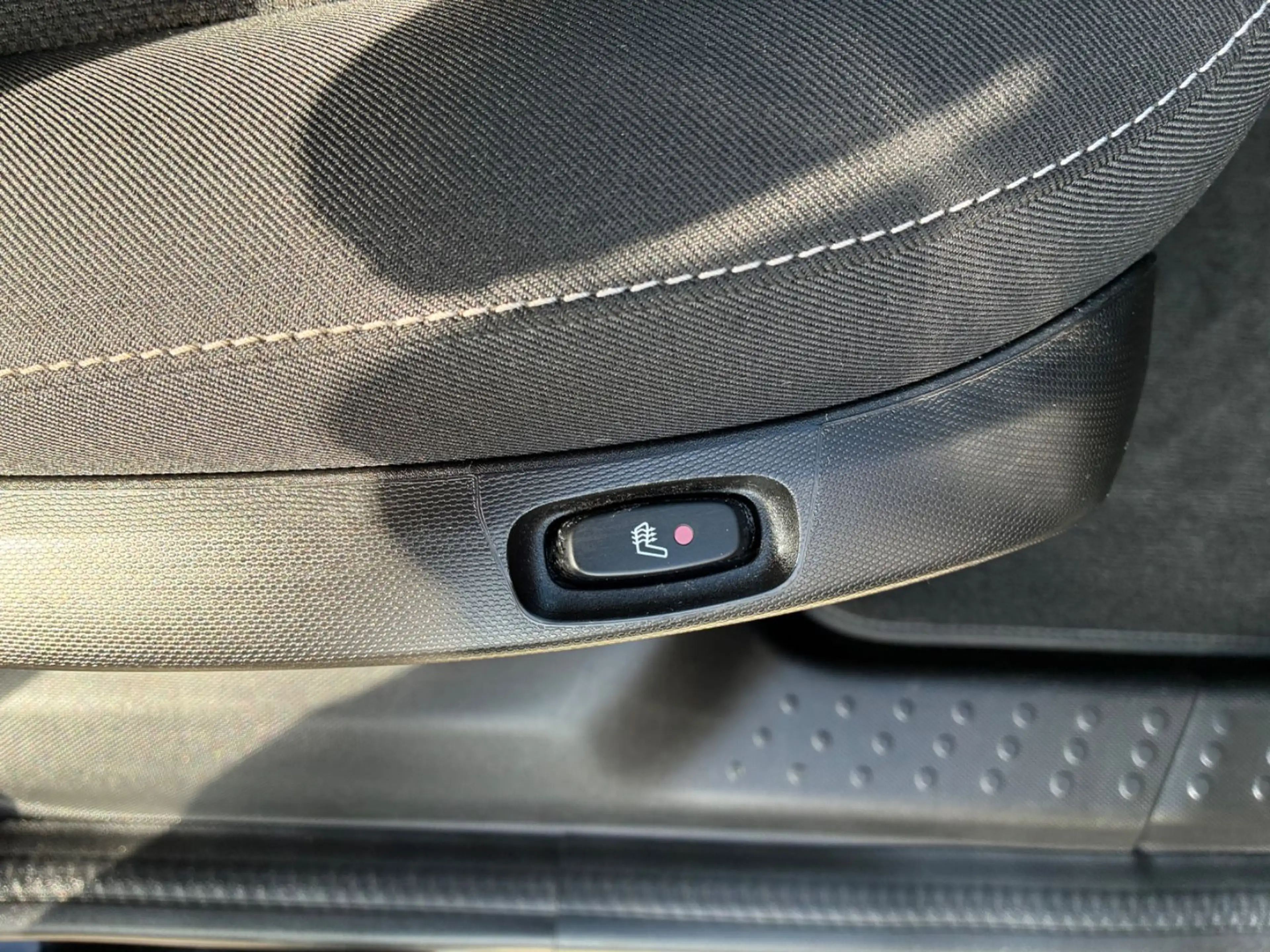 smart forFour -52.361KM/Glasdach/Navi/SHZ — photo 14