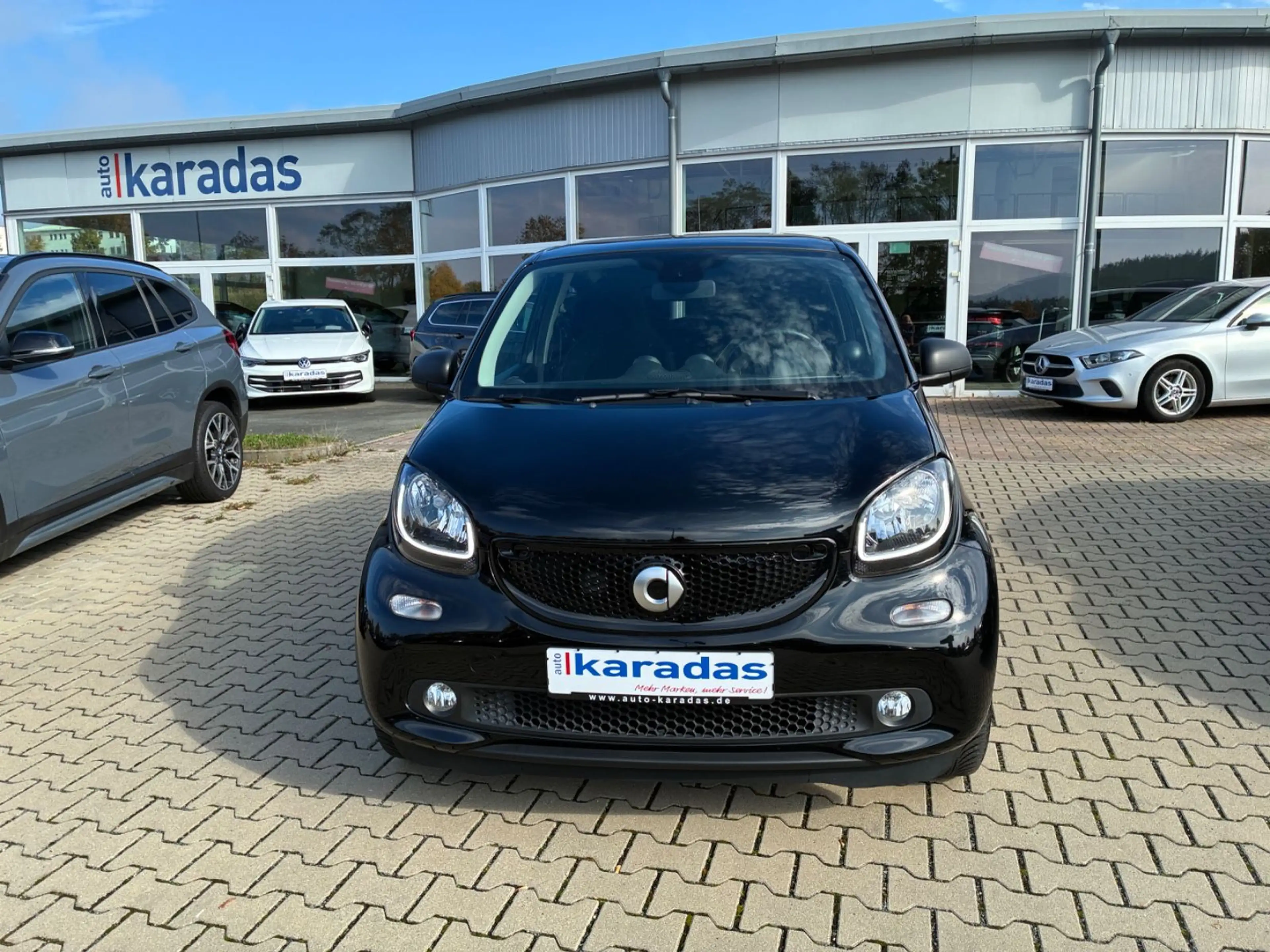 smart forFour -52.361KM/Glasdach/Navi/SHZ — photo 3