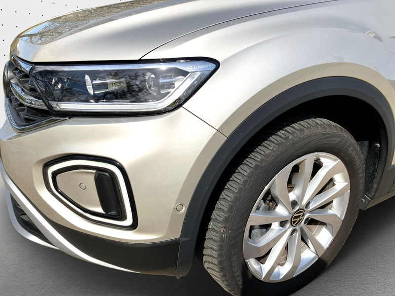 Volkswagen T-Roc 1.0 TSI Style AHK*LED*Navi*RFK — photo 12