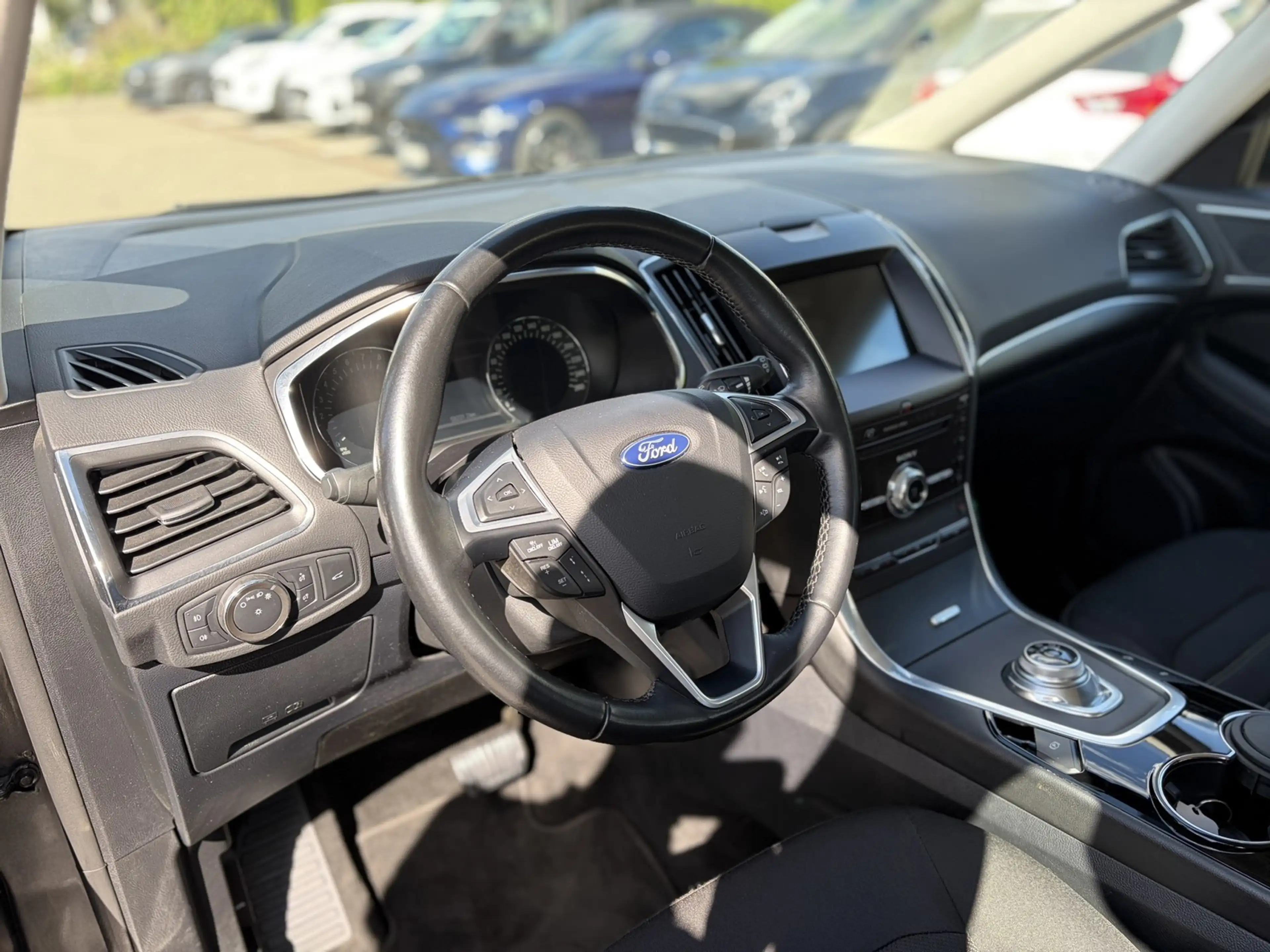 Ford Galaxy 2.5 Duratec FHEV CVT Titanium ACC/LED/BLIS — photo 12