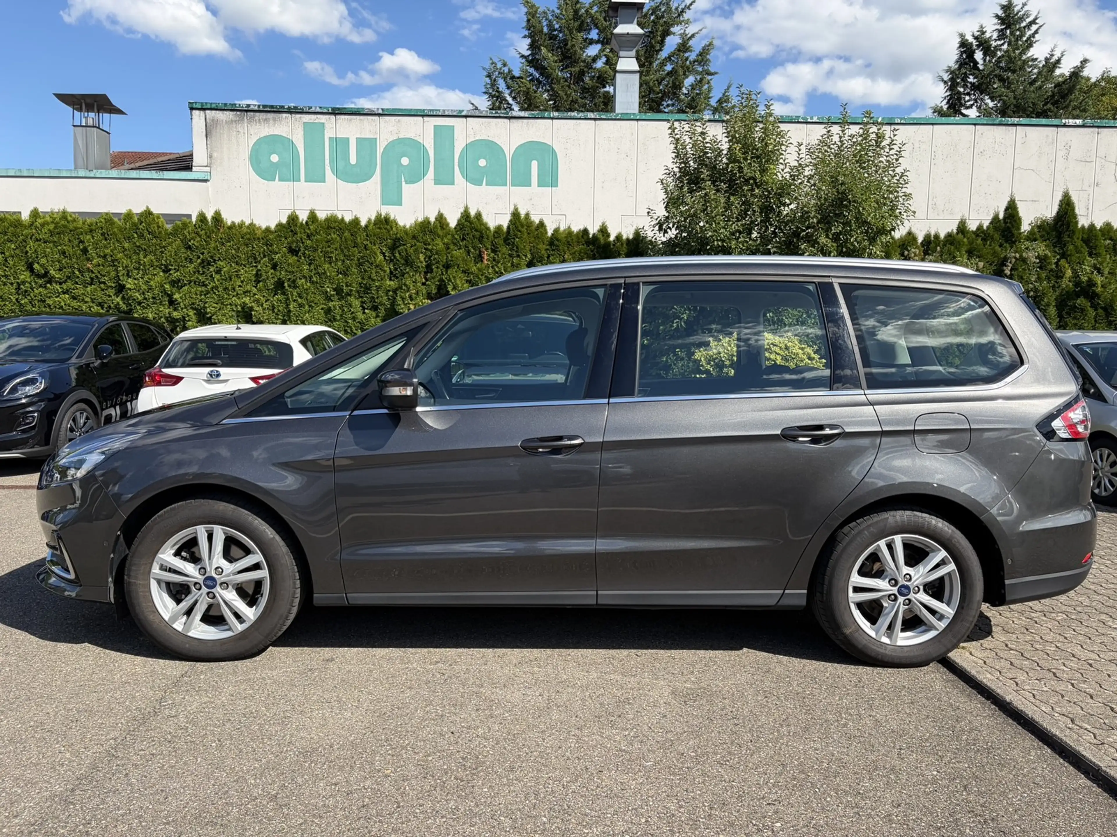 Ford Galaxy 2.5 Duratec FHEV CVT Titanium ACC/LED/BLIS — photo 10